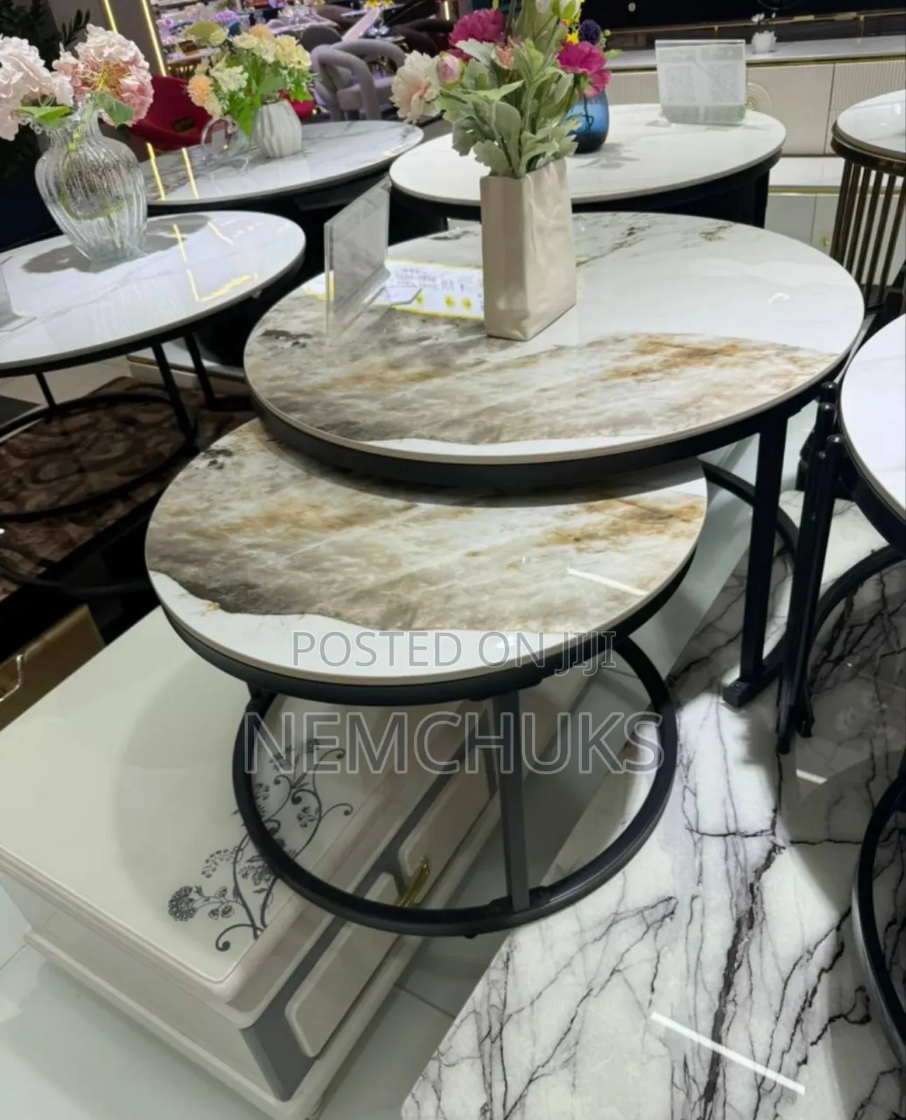 Elegant Set of 2 Round Marble Nesting Coffee Table