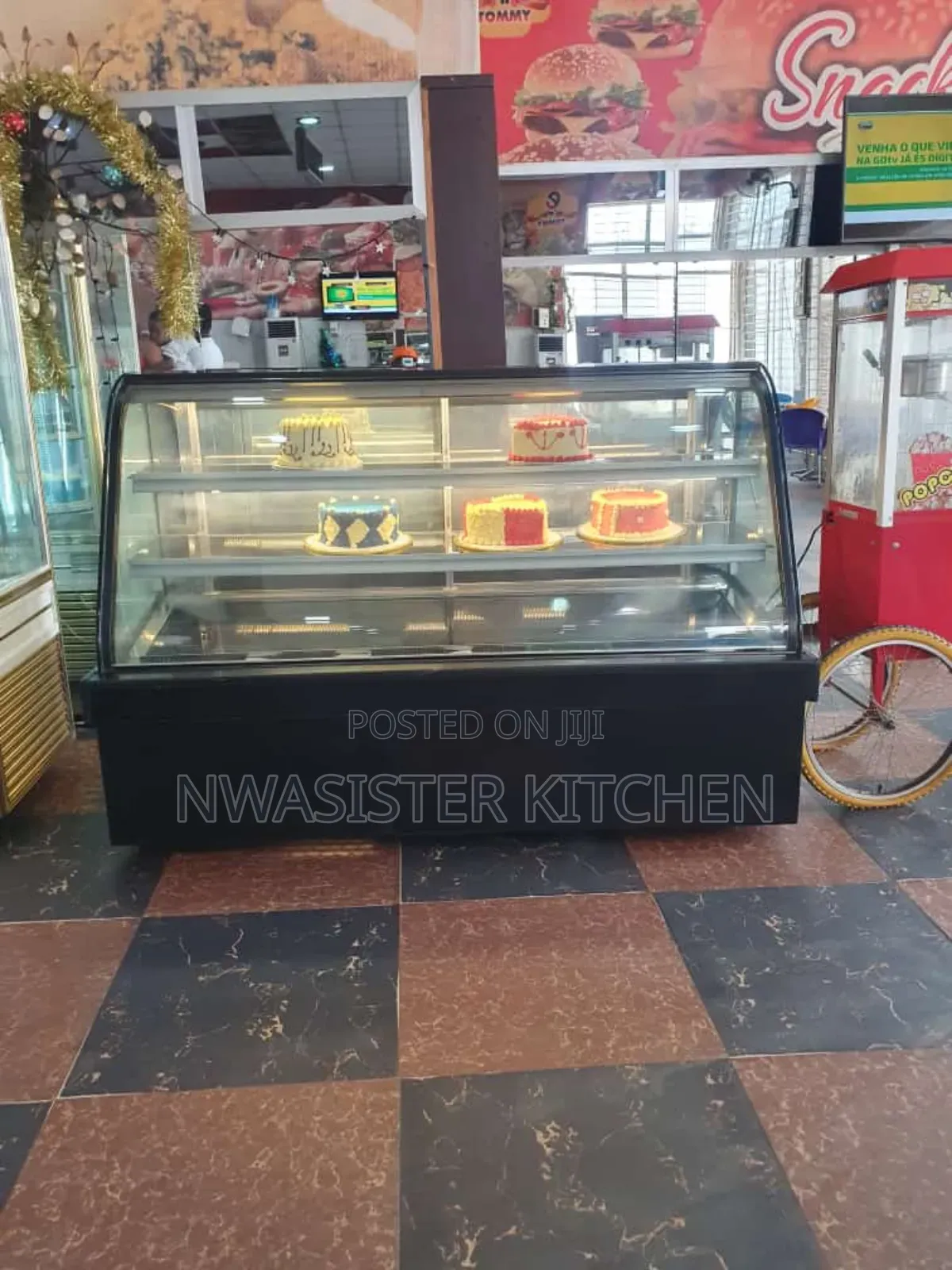 6 Feet Cake Display Chiller Industrial Machine