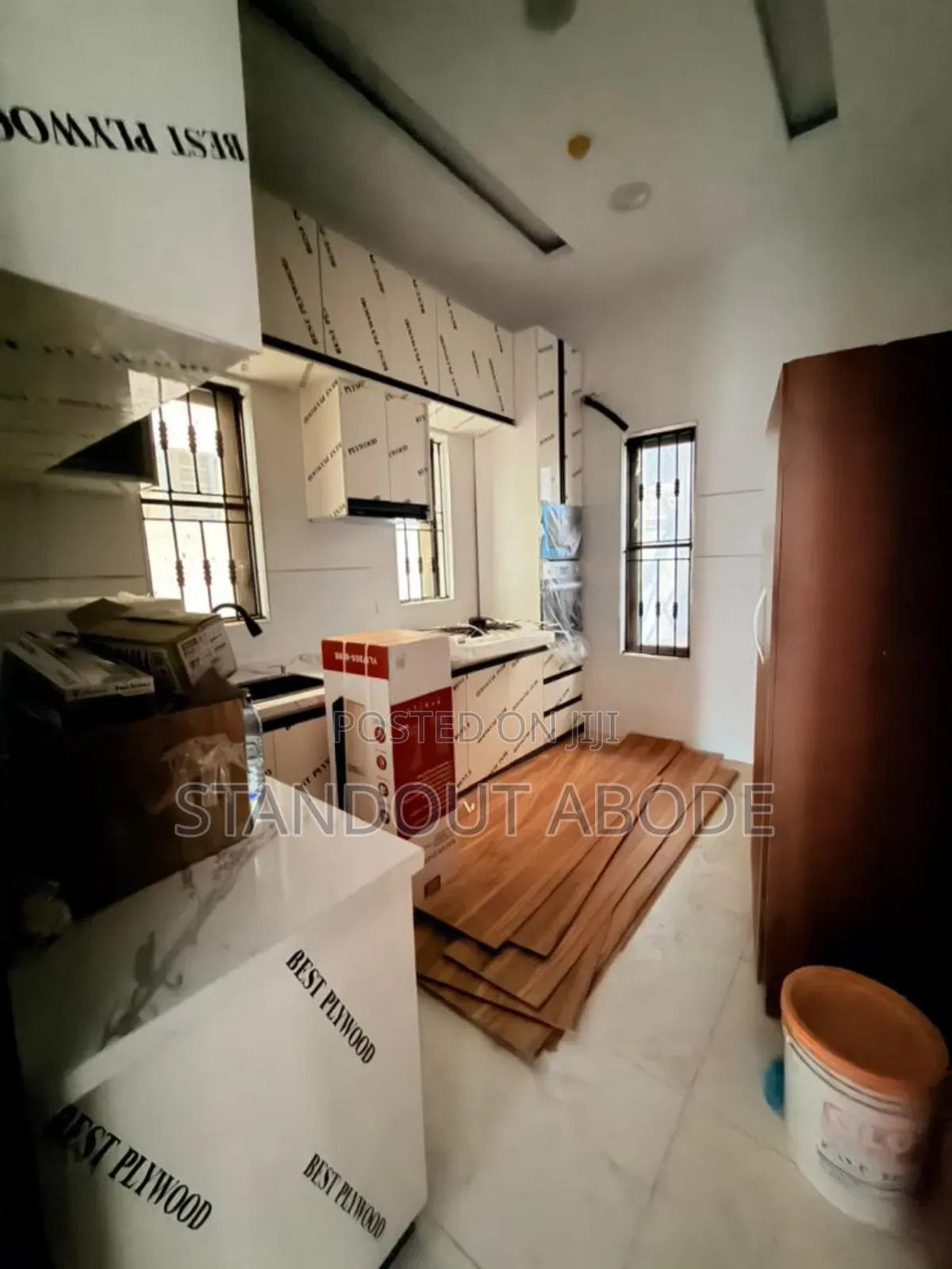 4bdrm Duplex in In An Esestate, Surulere for sale