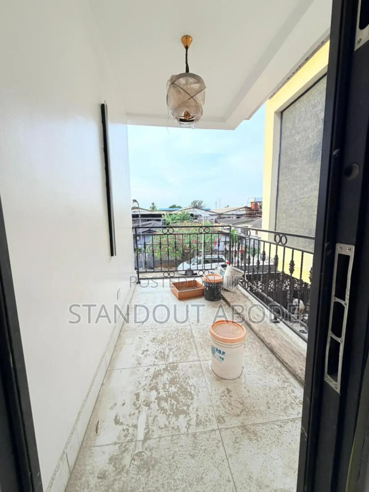 4bdrm Duplex in In An Esestate, Surulere for sale