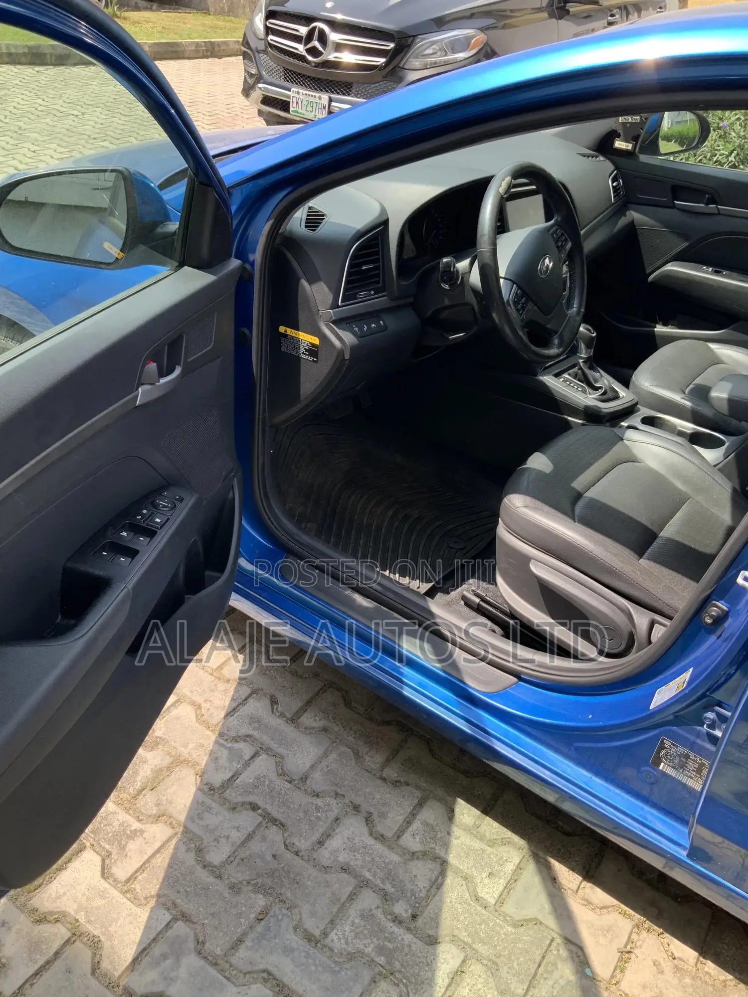Hyundai Elantra 2017 Blue