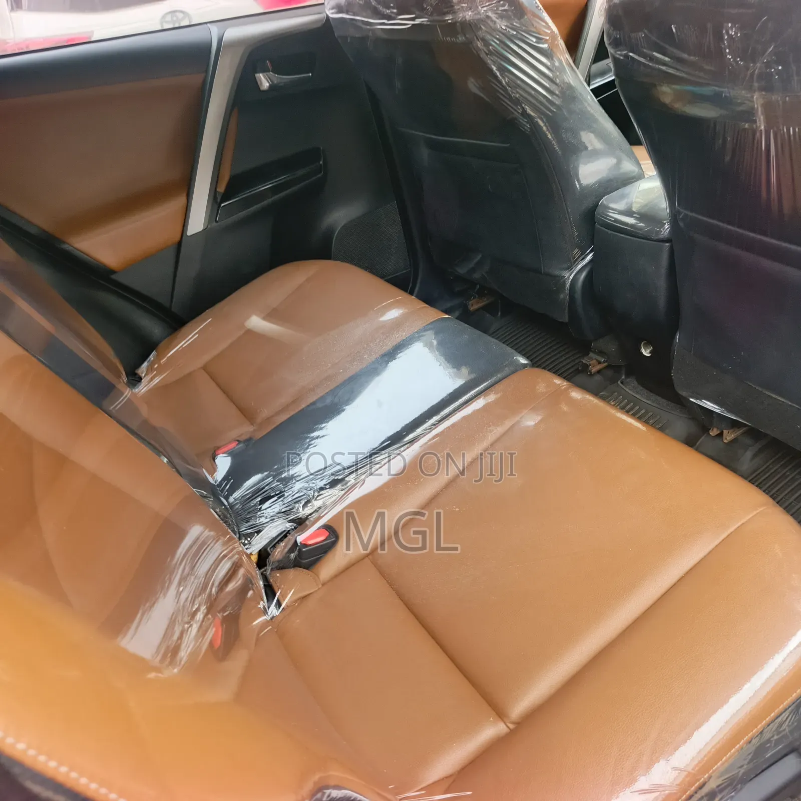 Toyota RAV4 Limited AWD 2019 Silver