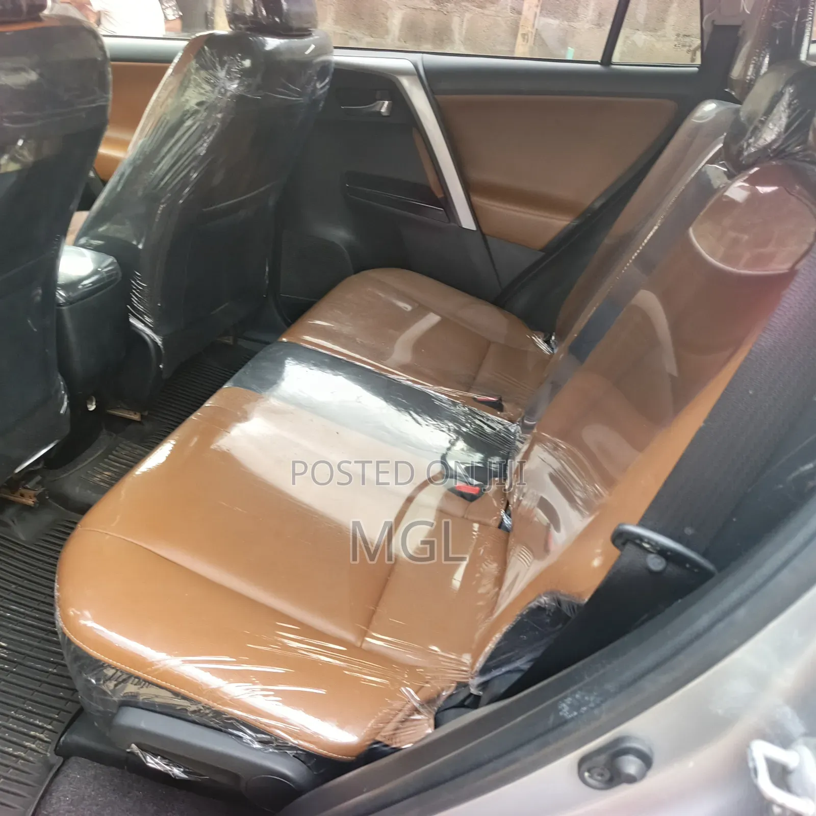 Toyota RAV4 Limited AWD 2019 Silver