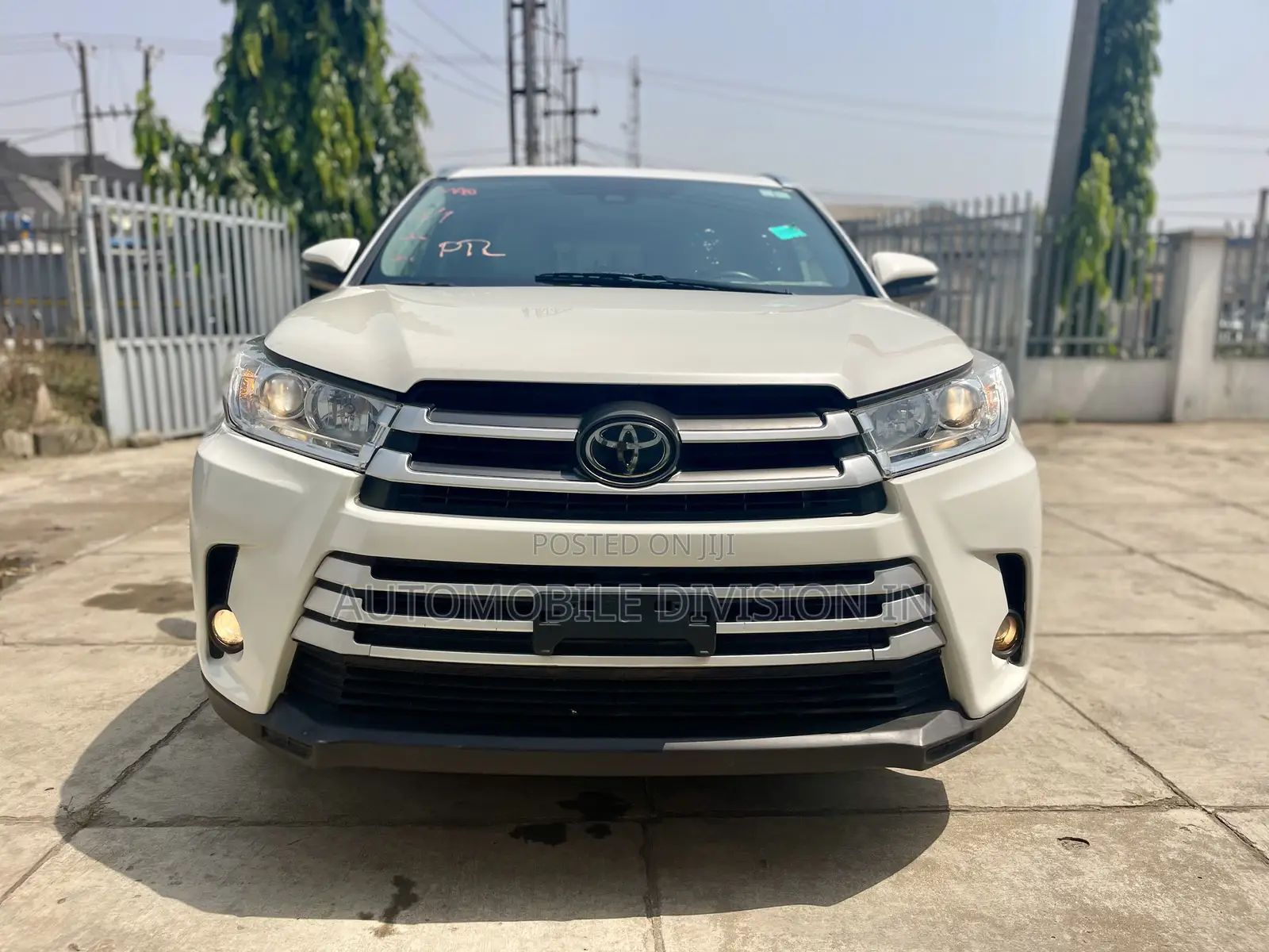Toyota Highlander XLE 2019 White