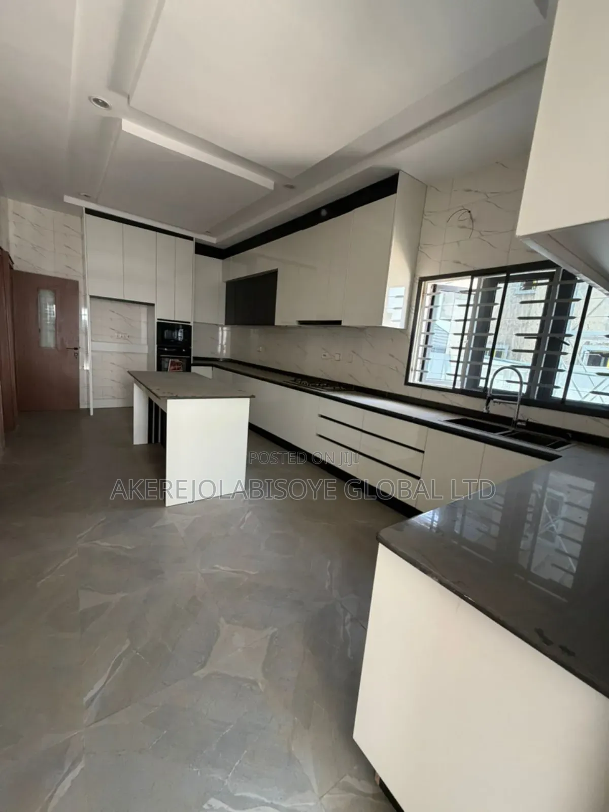5bdrm Duplex in Lokogoma, Abuja for sale