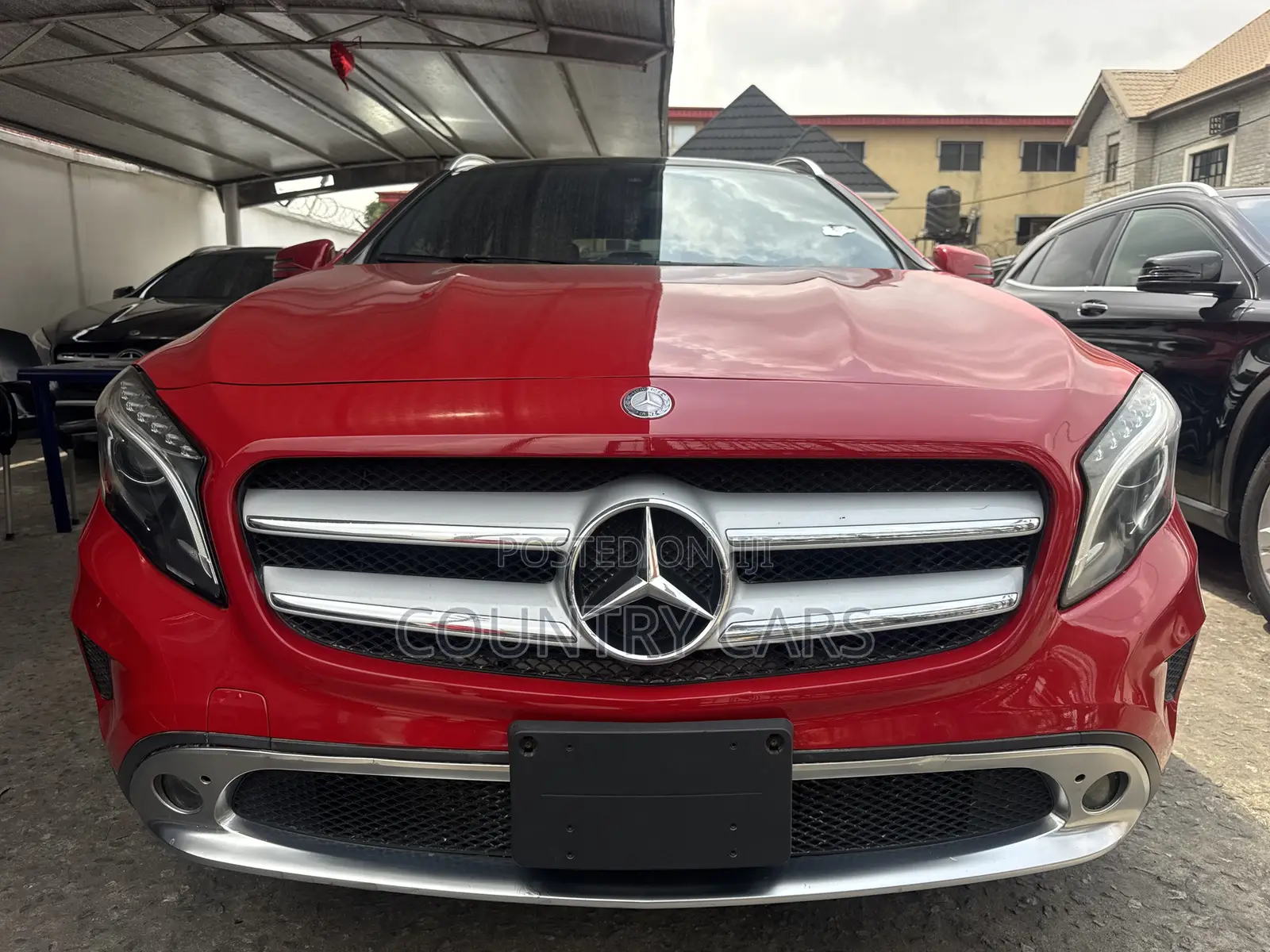 Mercedes-Benz GLA 250 2017 Red