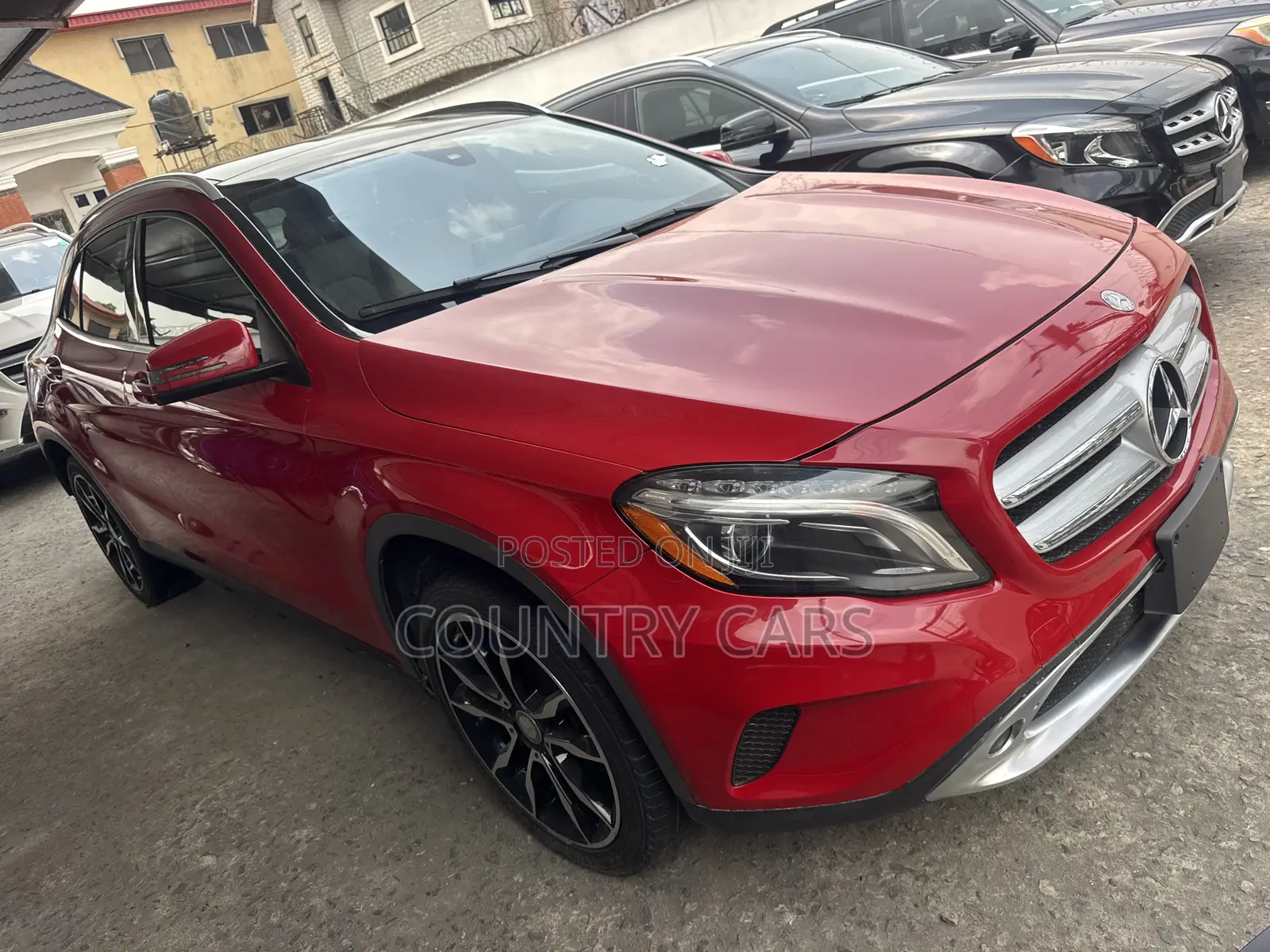 Mercedes-Benz GLA 250 2017 Red