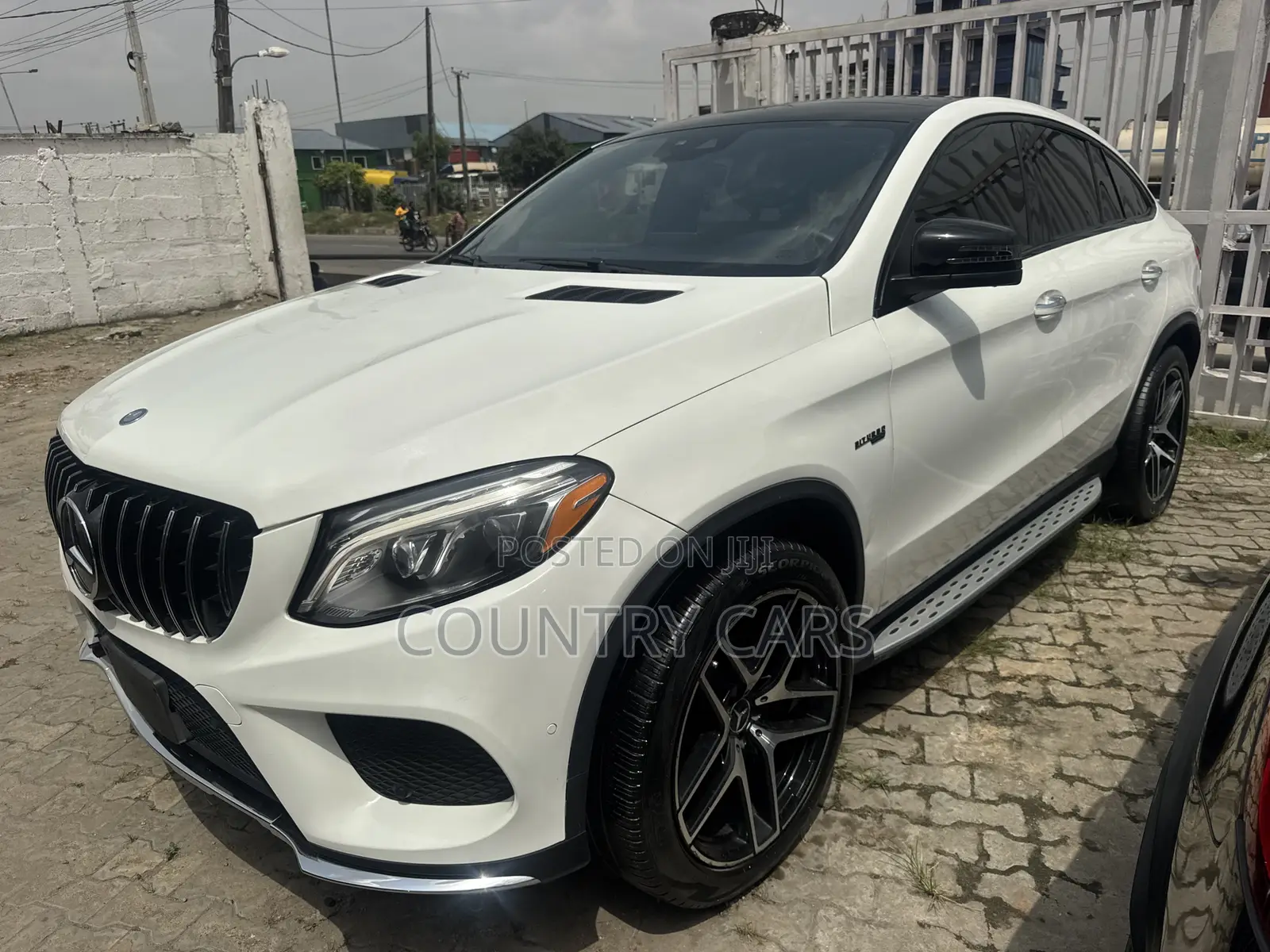 Mercedes-Benz GLE-Class 2016 White