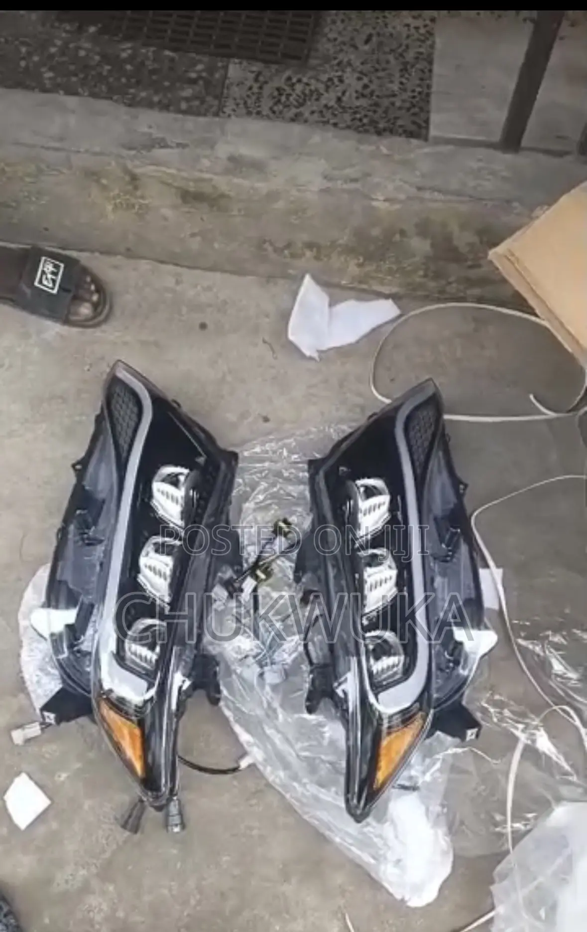 Headlamp Venza New Model