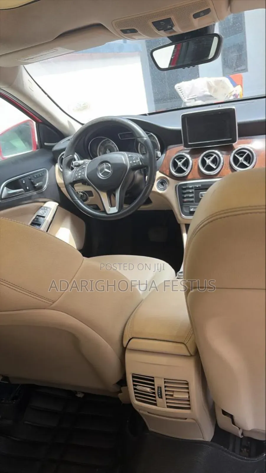 Mercedes-Benz GLA 250 2017 Red