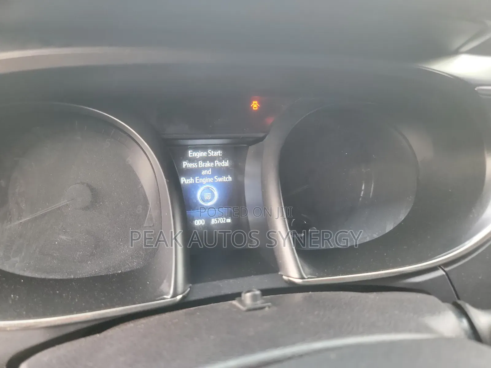 Toyota Avalon Limited Sedan FWD (3.5L 6cyl 6A) 2017 Black