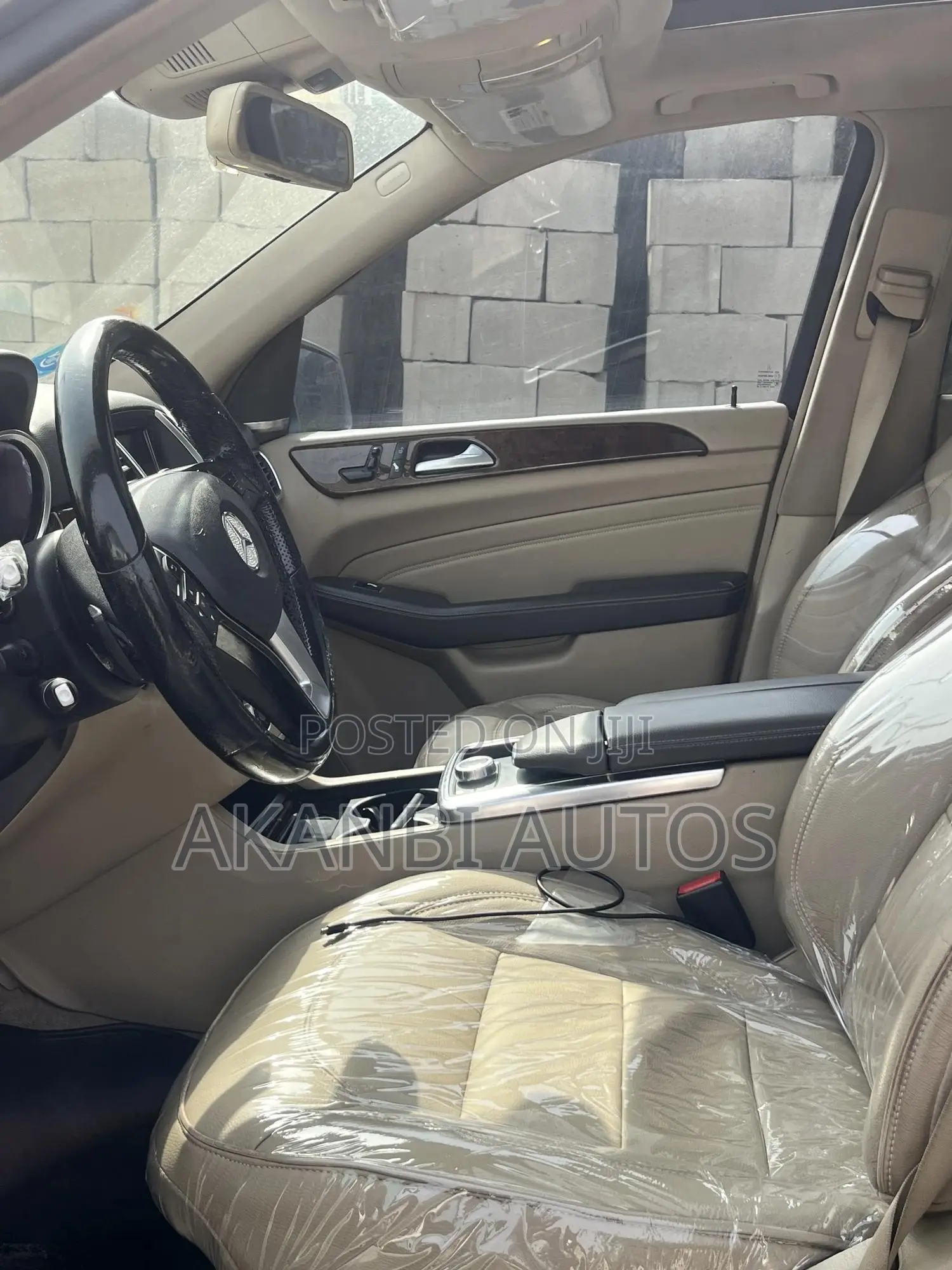 Mercedes-Benz M Class ML350 4MATIC 4dr SUV AWD (3.5L 6cyl 7A) 2014 Gray
