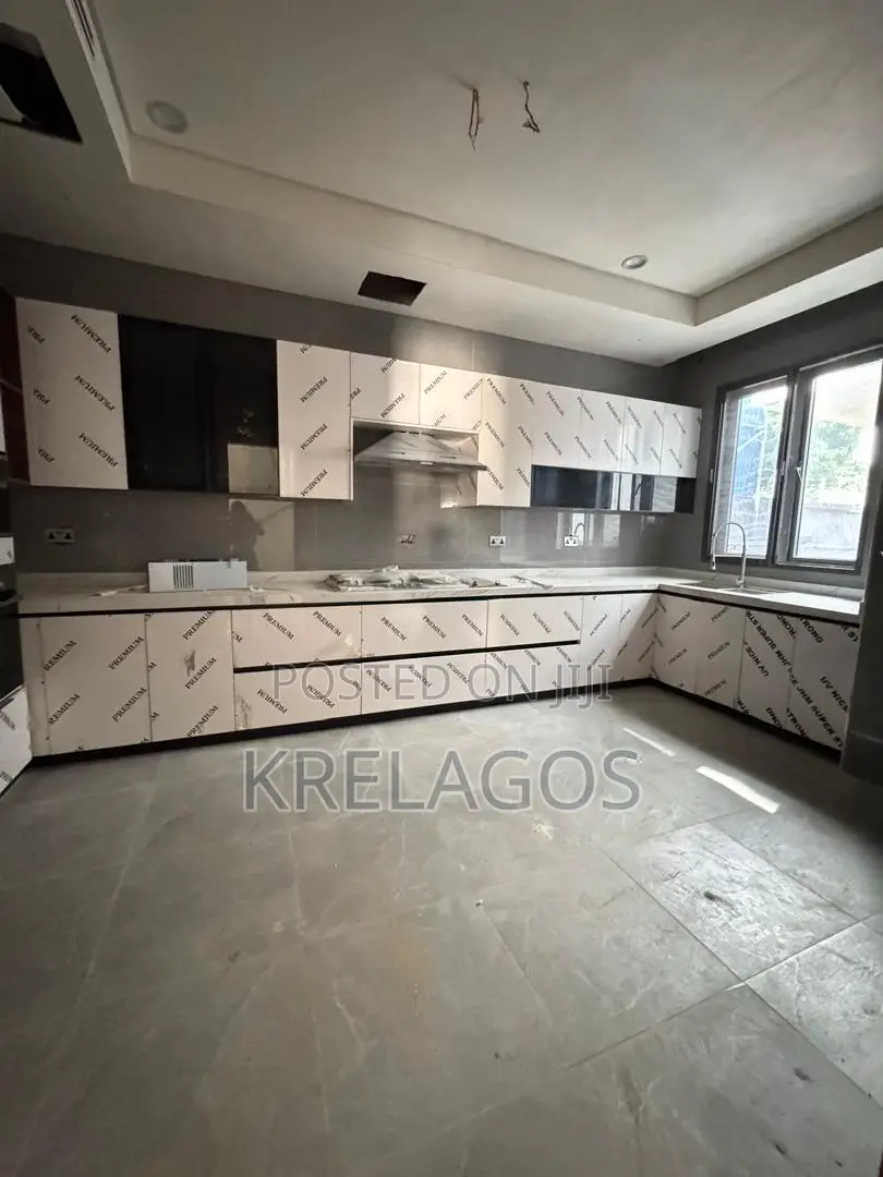 6bdrm Mansion in Bourdillon for sale