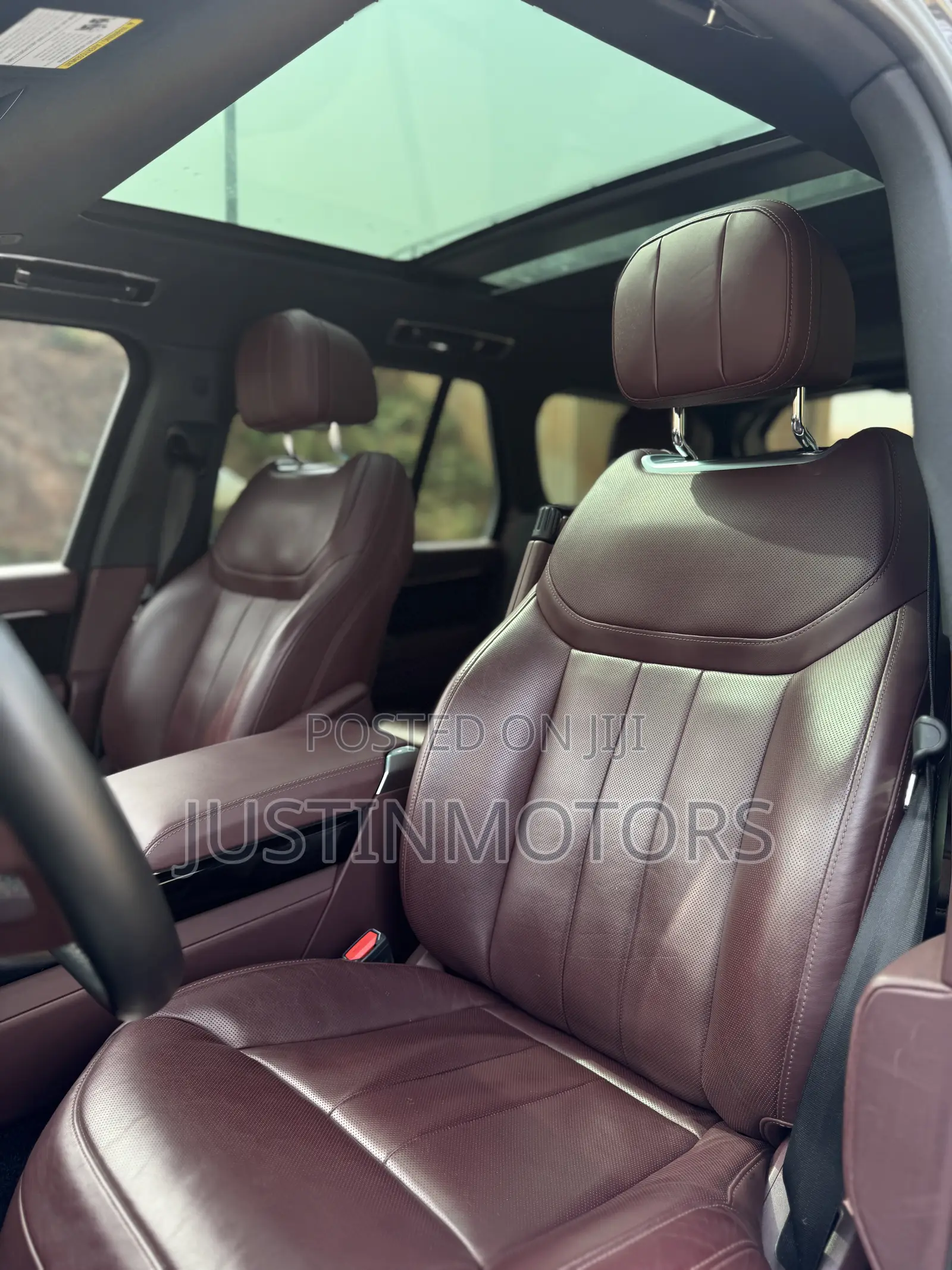 Land Rover Range Rover Vogue 2024 Black