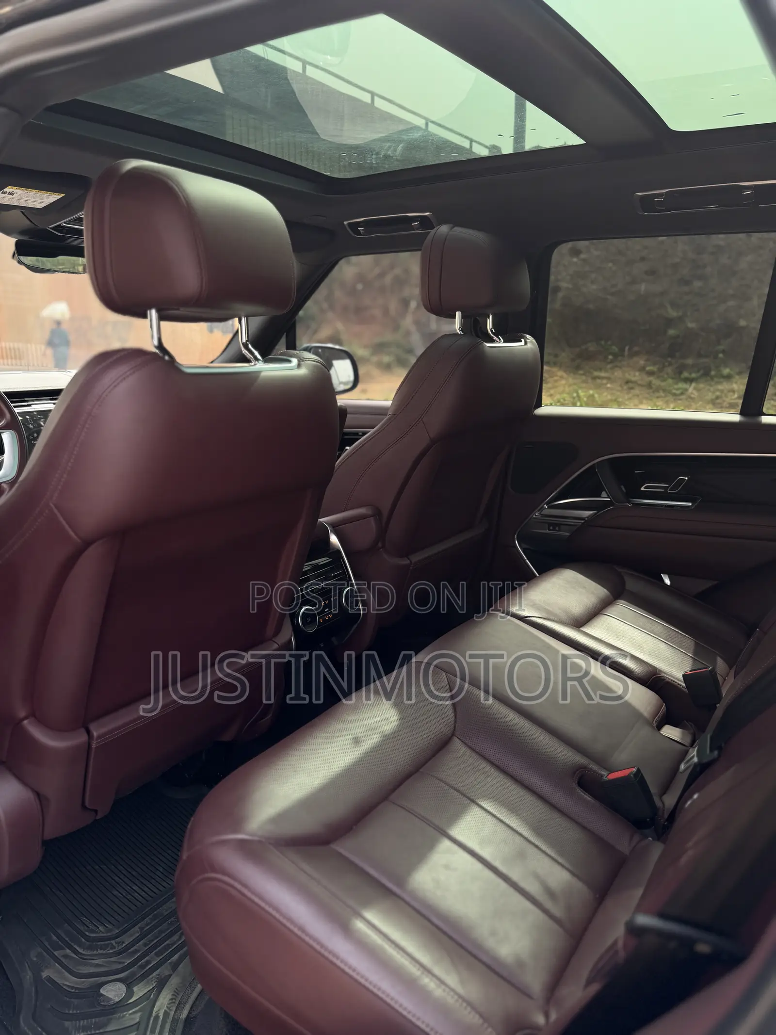 Land Rover Range Rover Vogue 2024 Black