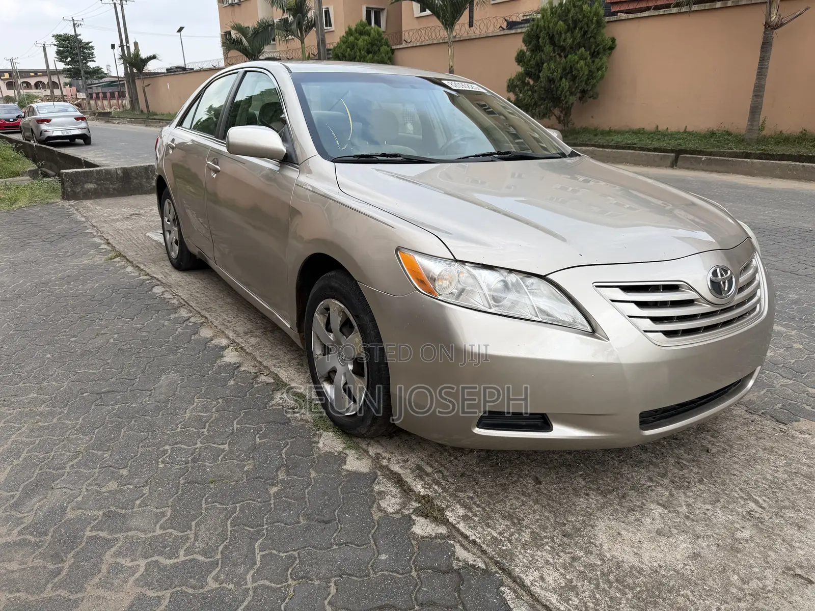 Toyota Camry LE 4dr Sedan (2.4L 4cyl 5A) 2008 Gold