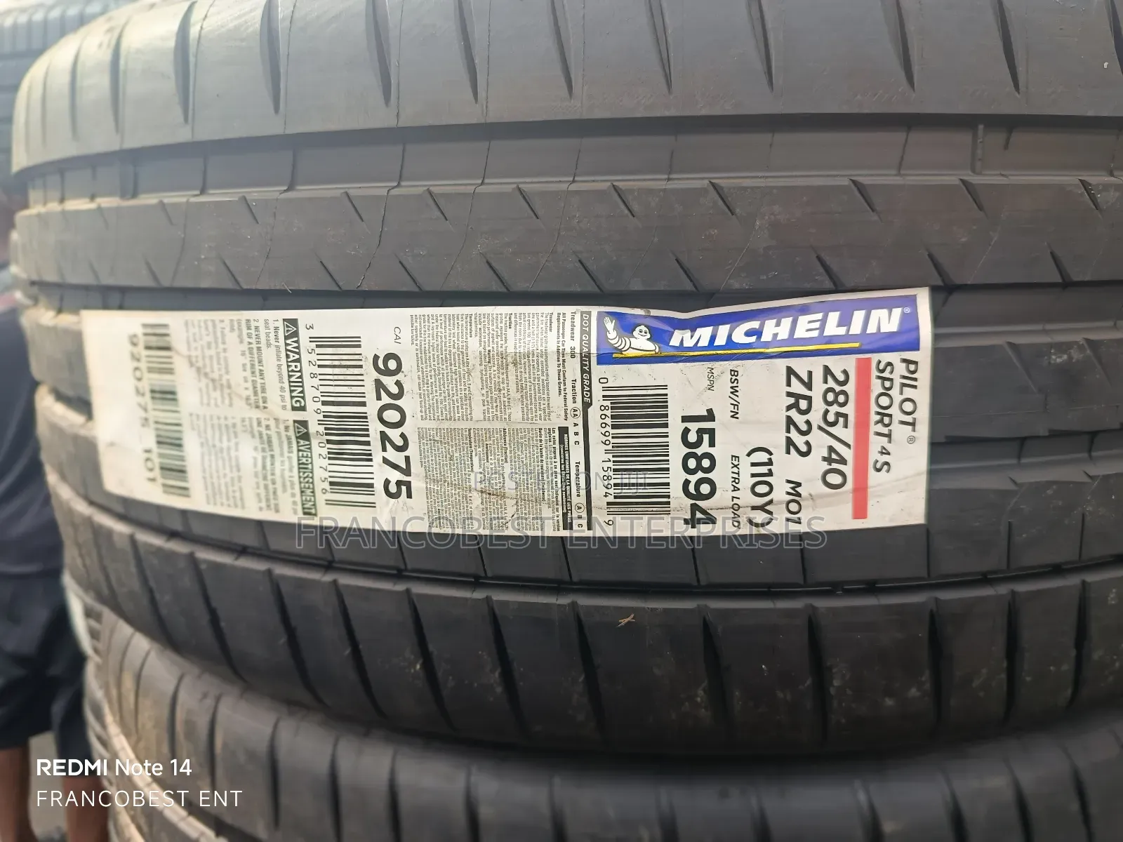 285/40r22 Michelin Tire