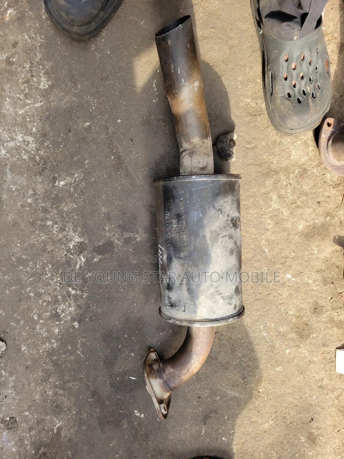 Back Exhaust Port for Toyota Highlander 2008 Model