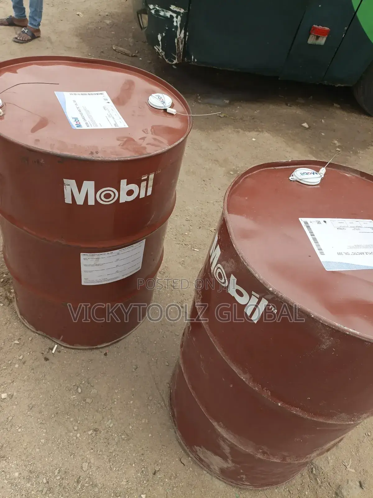 Mobil Gargoyle Arctic 300 (208l) Drum
