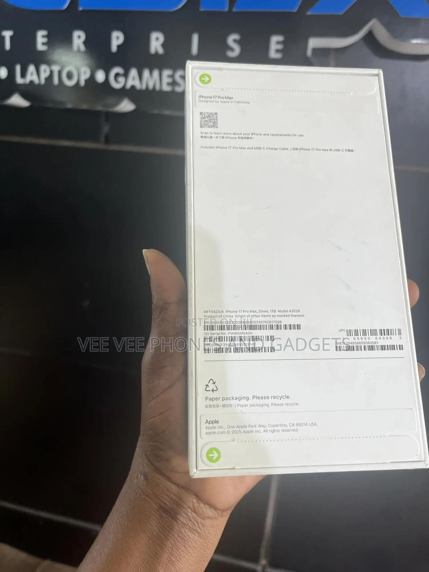 New Apple iPhone 17 Pro Max 1 TB Silver