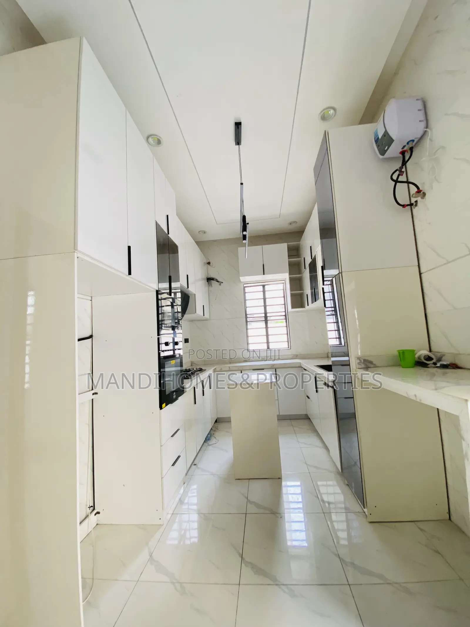 5bdrm Duplex in Ajah for sale