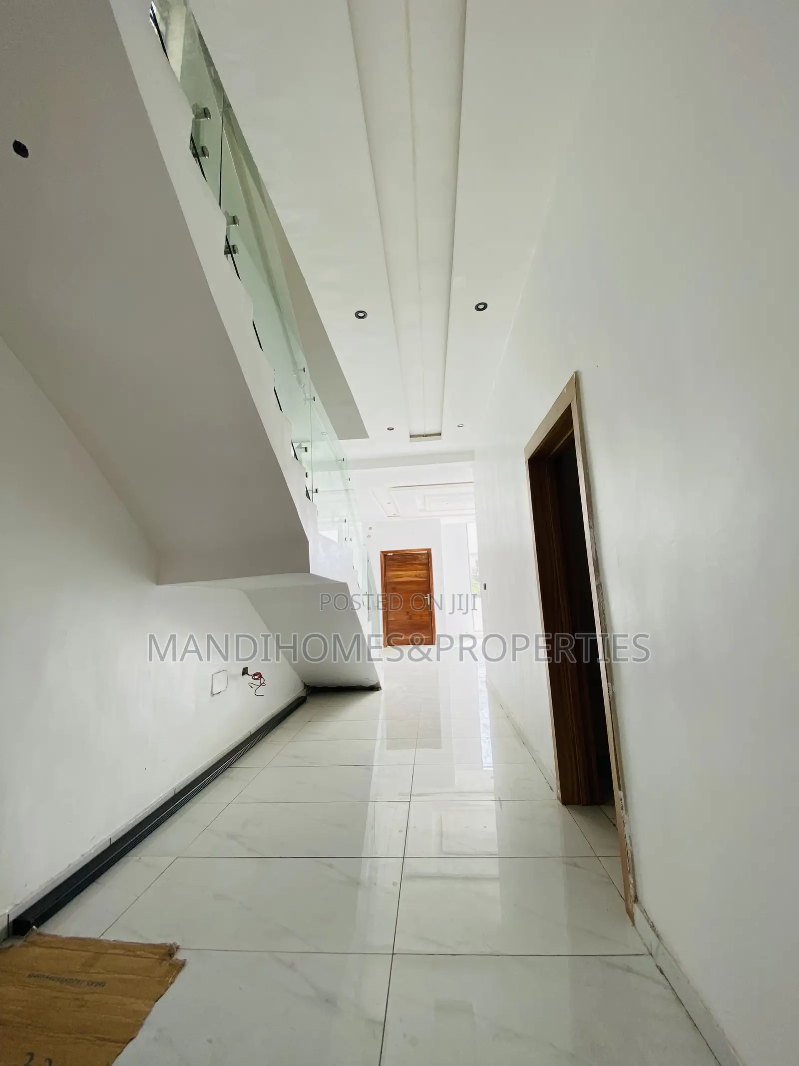 5bdrm Duplex in Ajah for sale