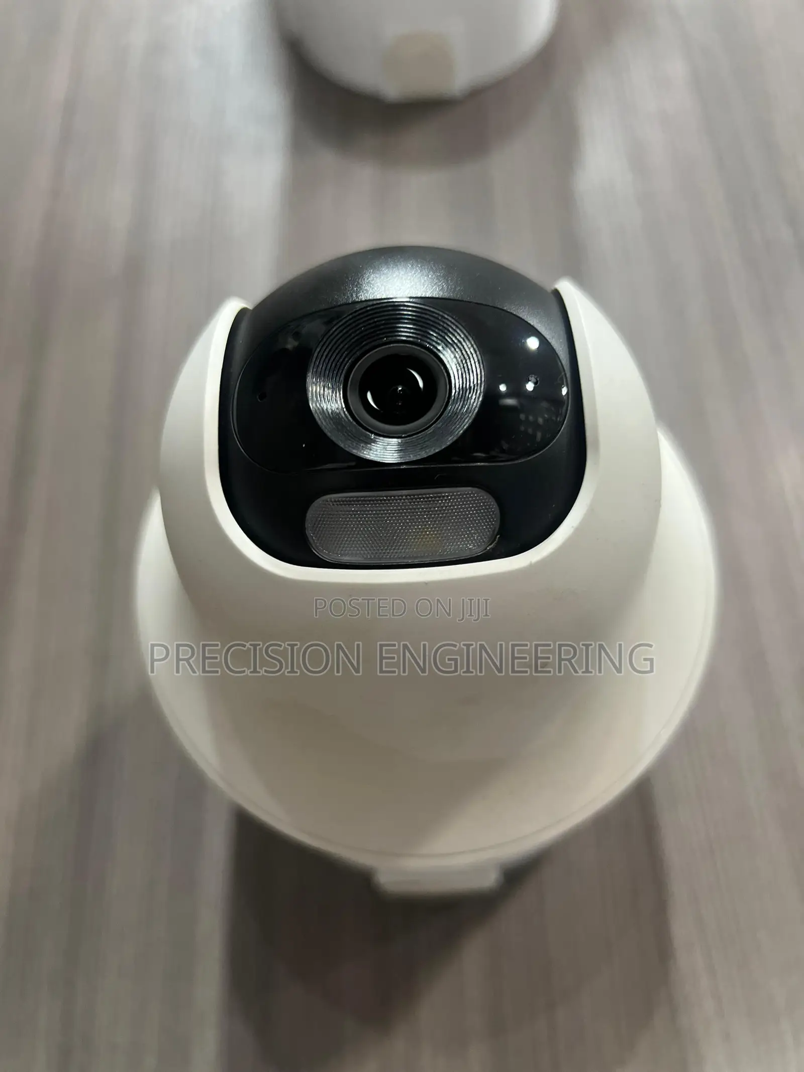 Hikvision Nks422w02h 2mp H.265 One Bullet + One Turret Wifi Nvs Kit
