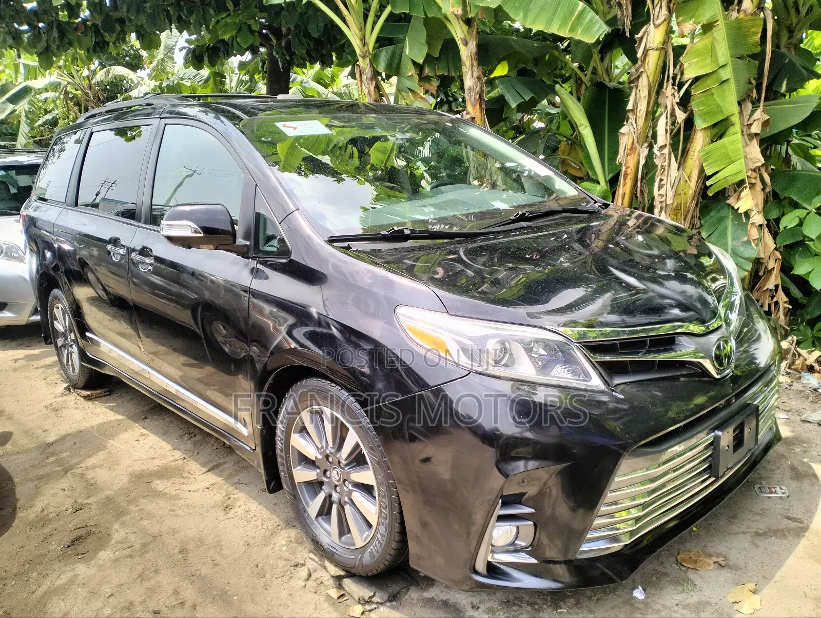 Toyota Sienna Limited Premium AWD 2019 Black
