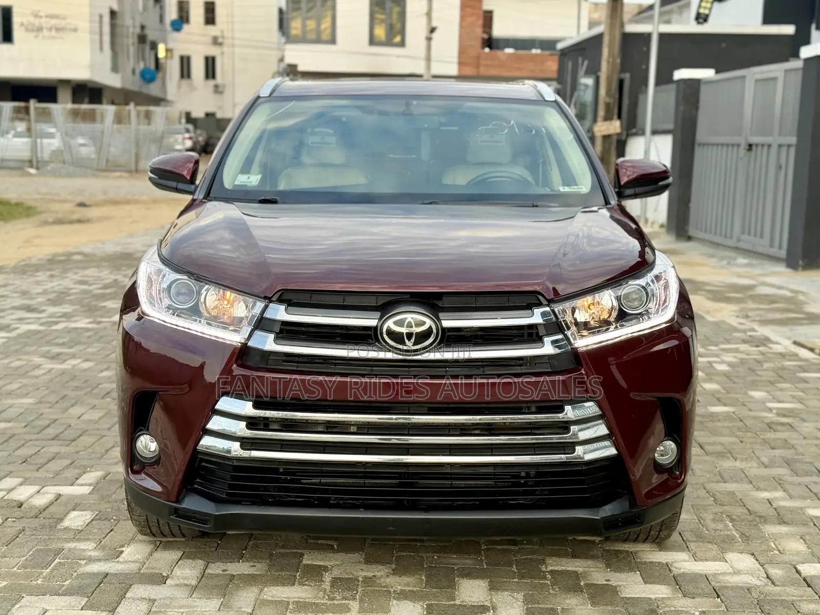 Toyota Highlander XLE 4x4 V6 (3.5L 6cyl 8A) 2017 Burgundy