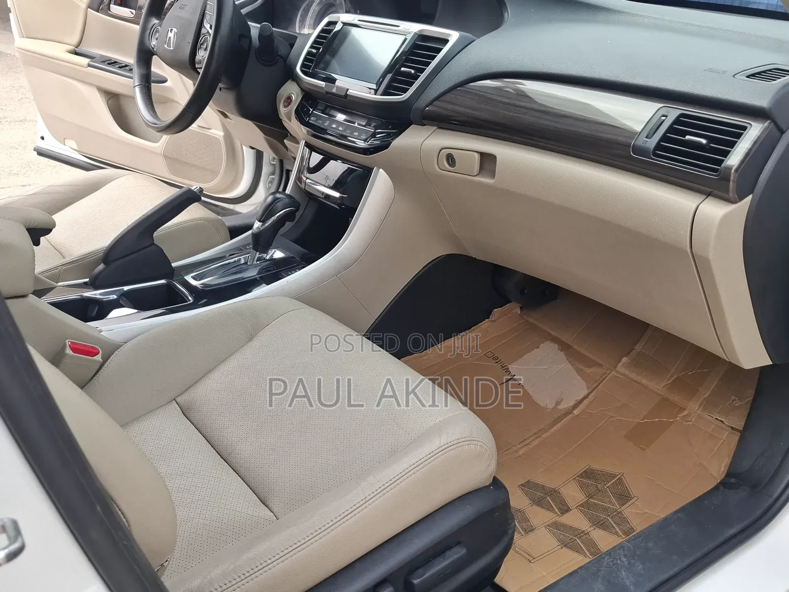 Honda Accord EX-L V-6 4dr Sedan FWD (3.5L 6cyl 6A) 2016 White