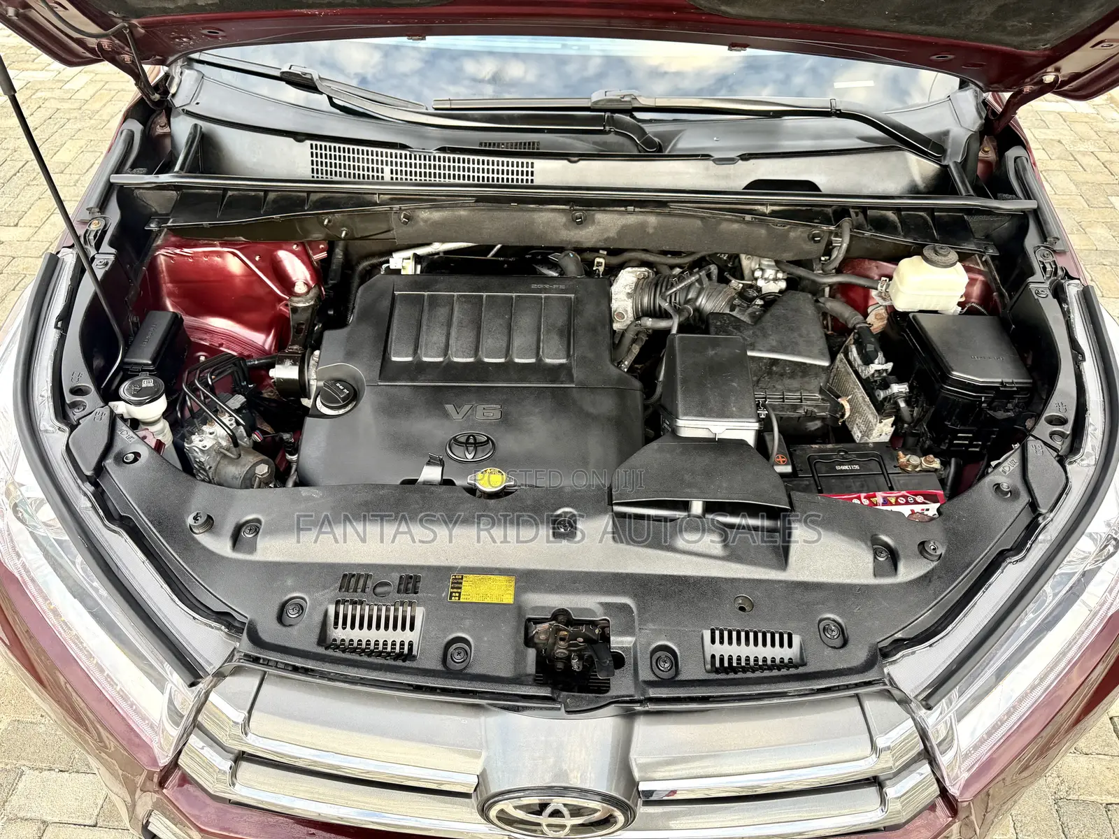 Toyota Highlander XLE 4x4 V6 (3.5L 6cyl 8A) 2017 Burgundy