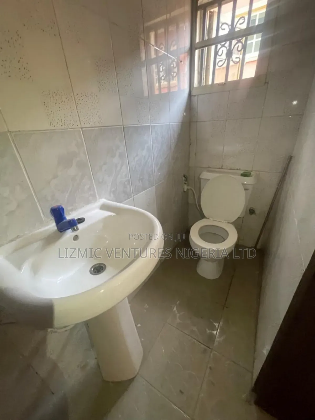 Furnished 2bdrm Townhouse / Terrace in Gra for rent