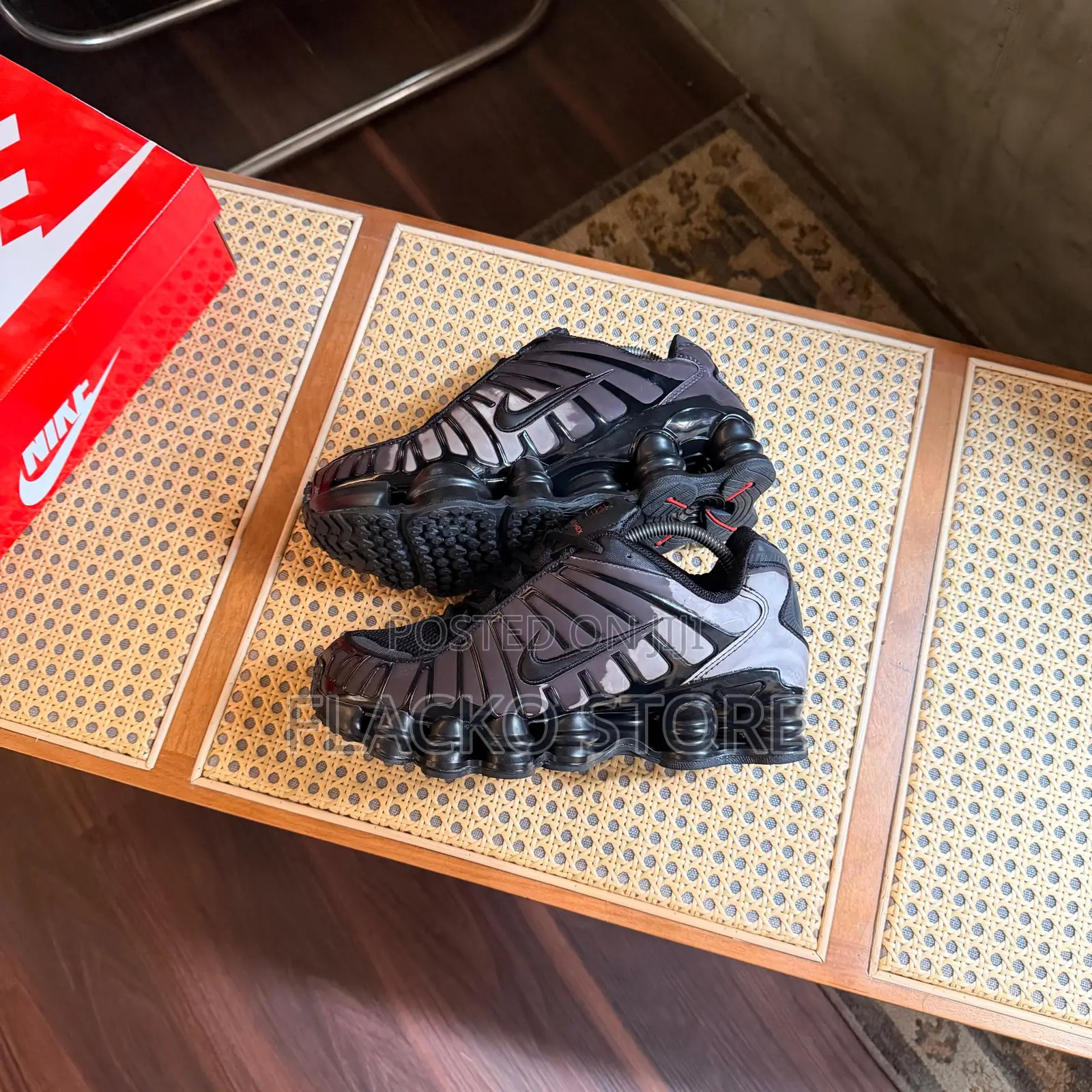 Original Nike Shox Tl Cameleon Heat Reactive Sneakers