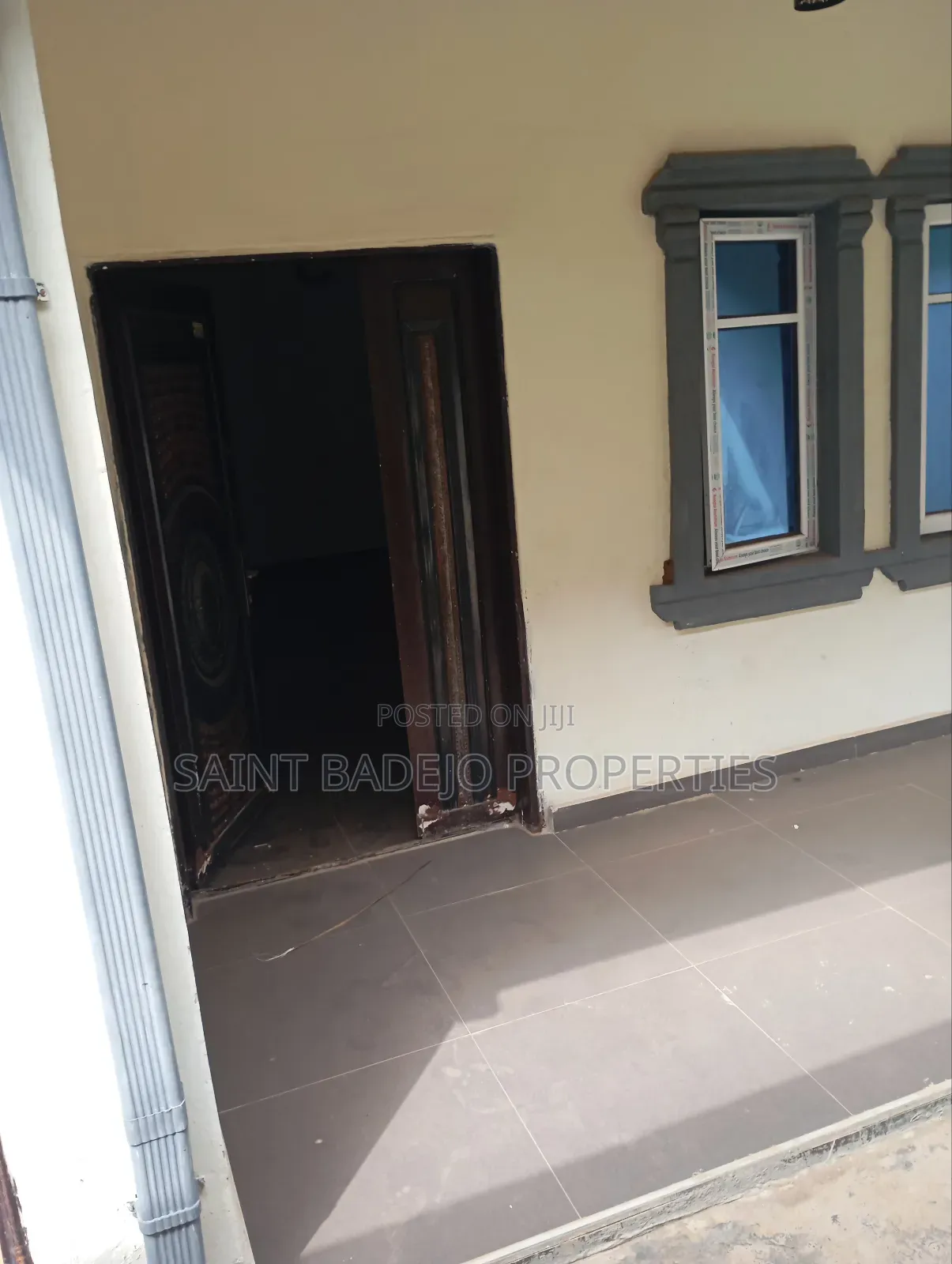 2bdrm Block of Flats in Unity Estate, Gberigbe for rent