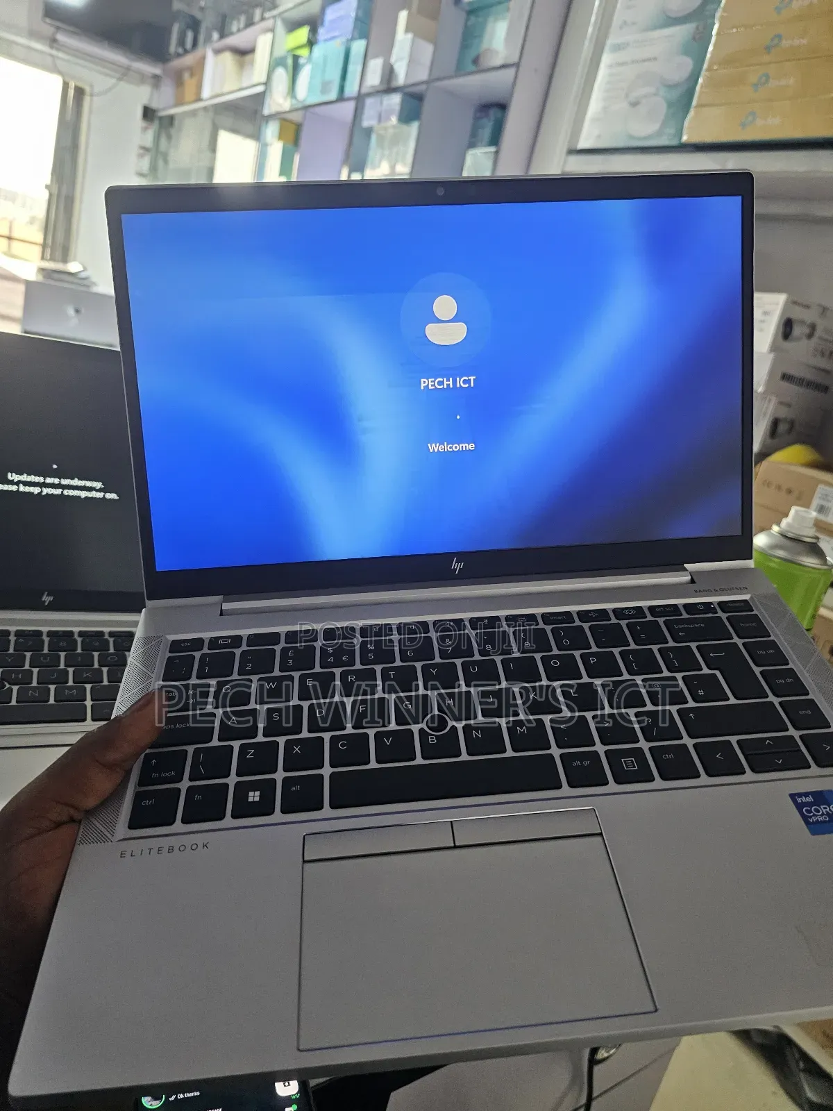 Laptop HP EliteBook 840 G8 8GB Intel Core i7 SSD 256GB