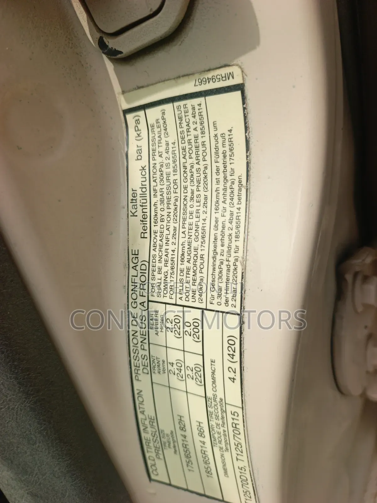 Mitsubishi Spacestar 2004 White