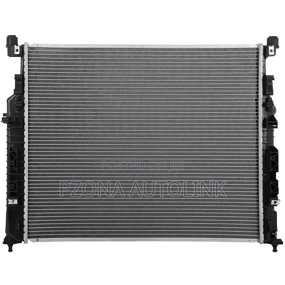 Radiator for Mercedes W164 R-Class, Ml350 Gl450 Ml500 Gl350 Gl550 R500