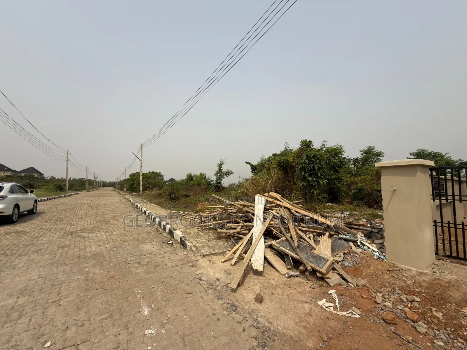 647sqm Premium Dry Land (Facing Tarred Estate Road) at Alao Akala Gra.