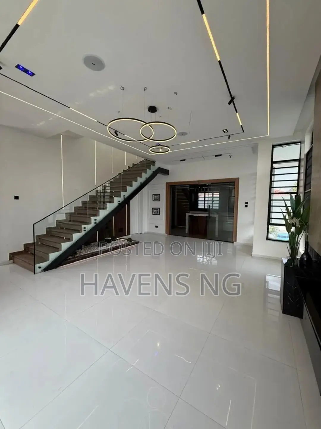 5bdrm Duplex in Sangotedo for sale