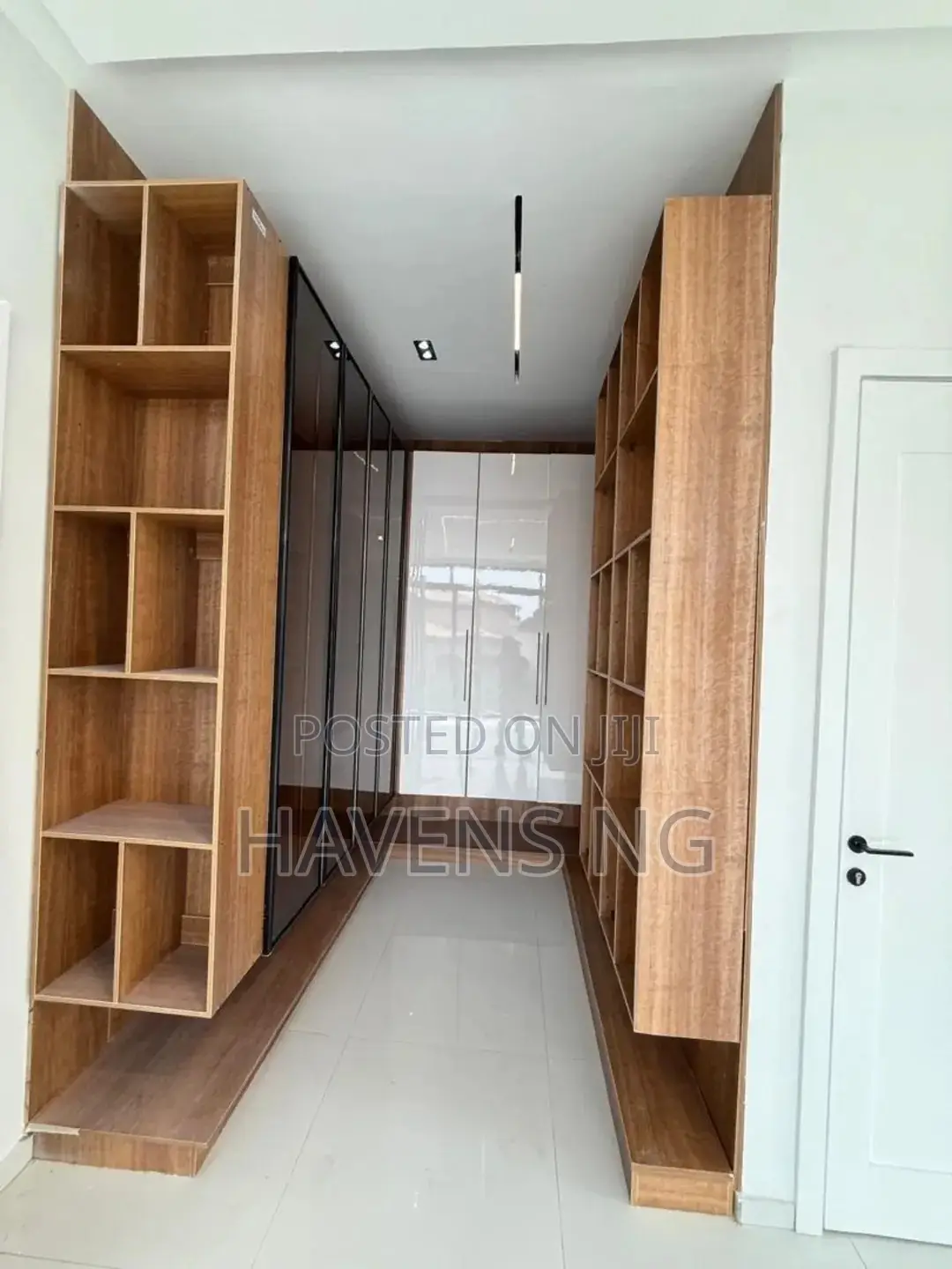 5bdrm Duplex in Sangotedo for sale