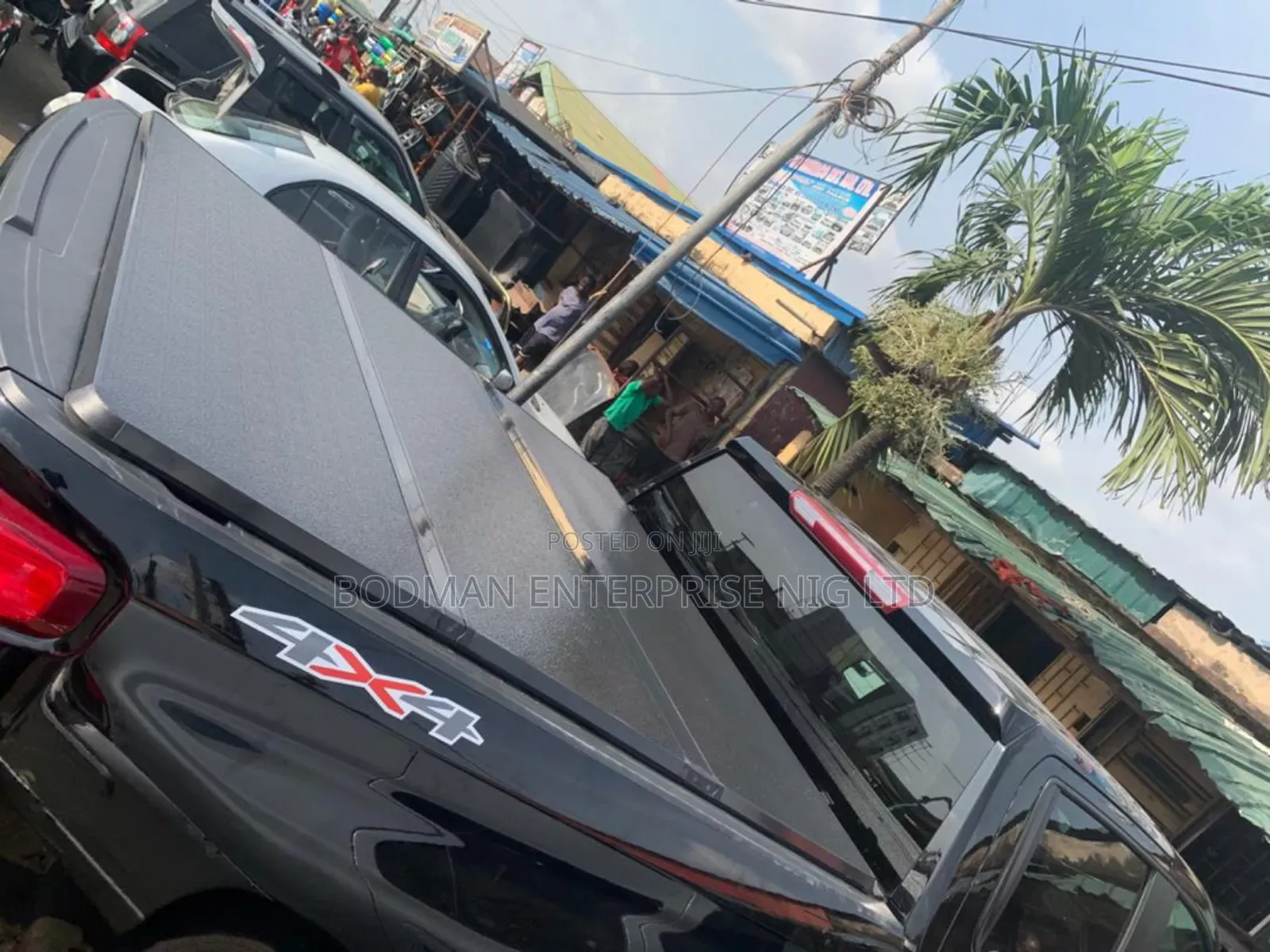 Hard Folding Booth Cover for Chevlrolet Silverado Truck *:%((0.,