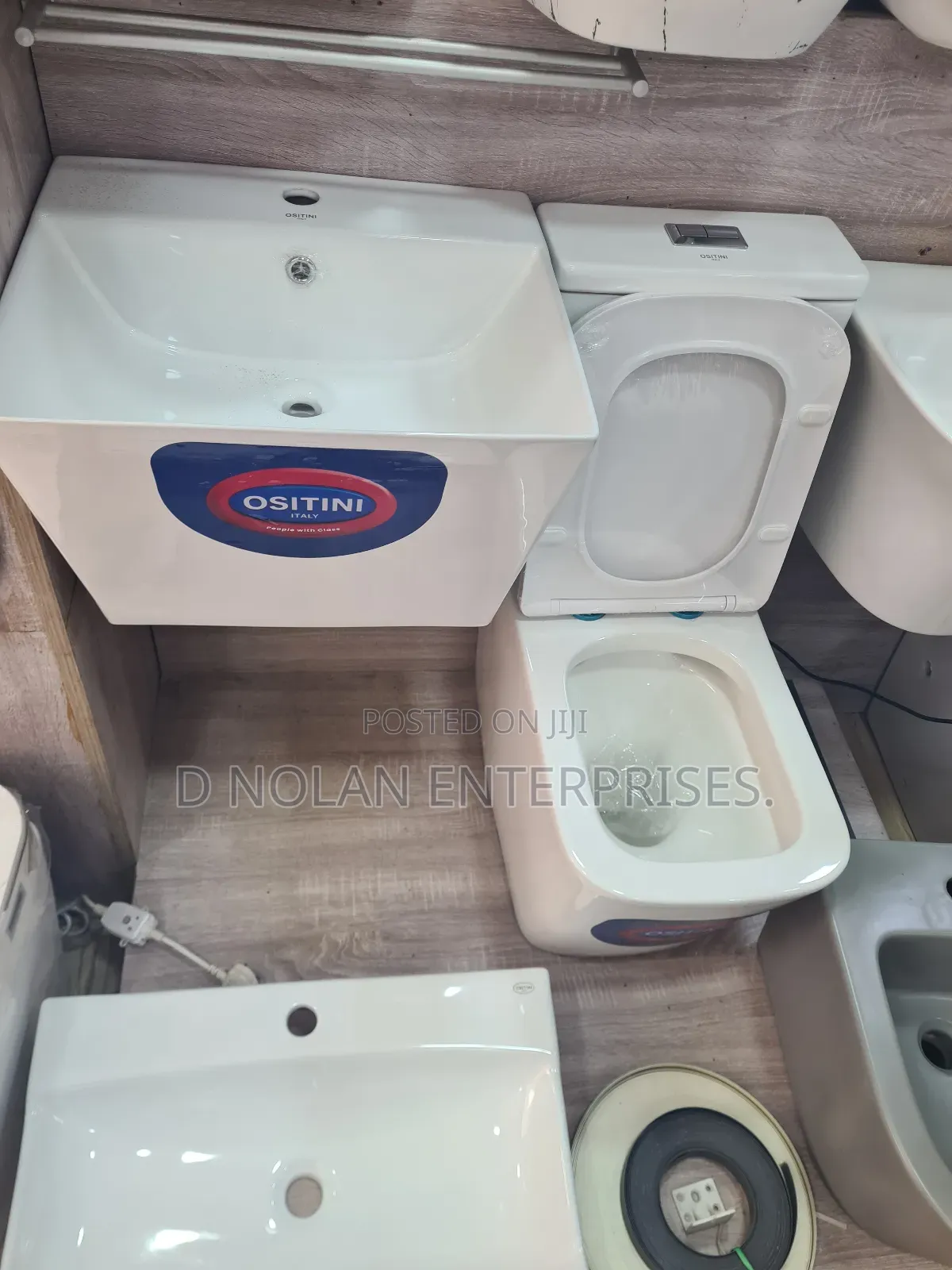(Ositini  Italian) Water Closet