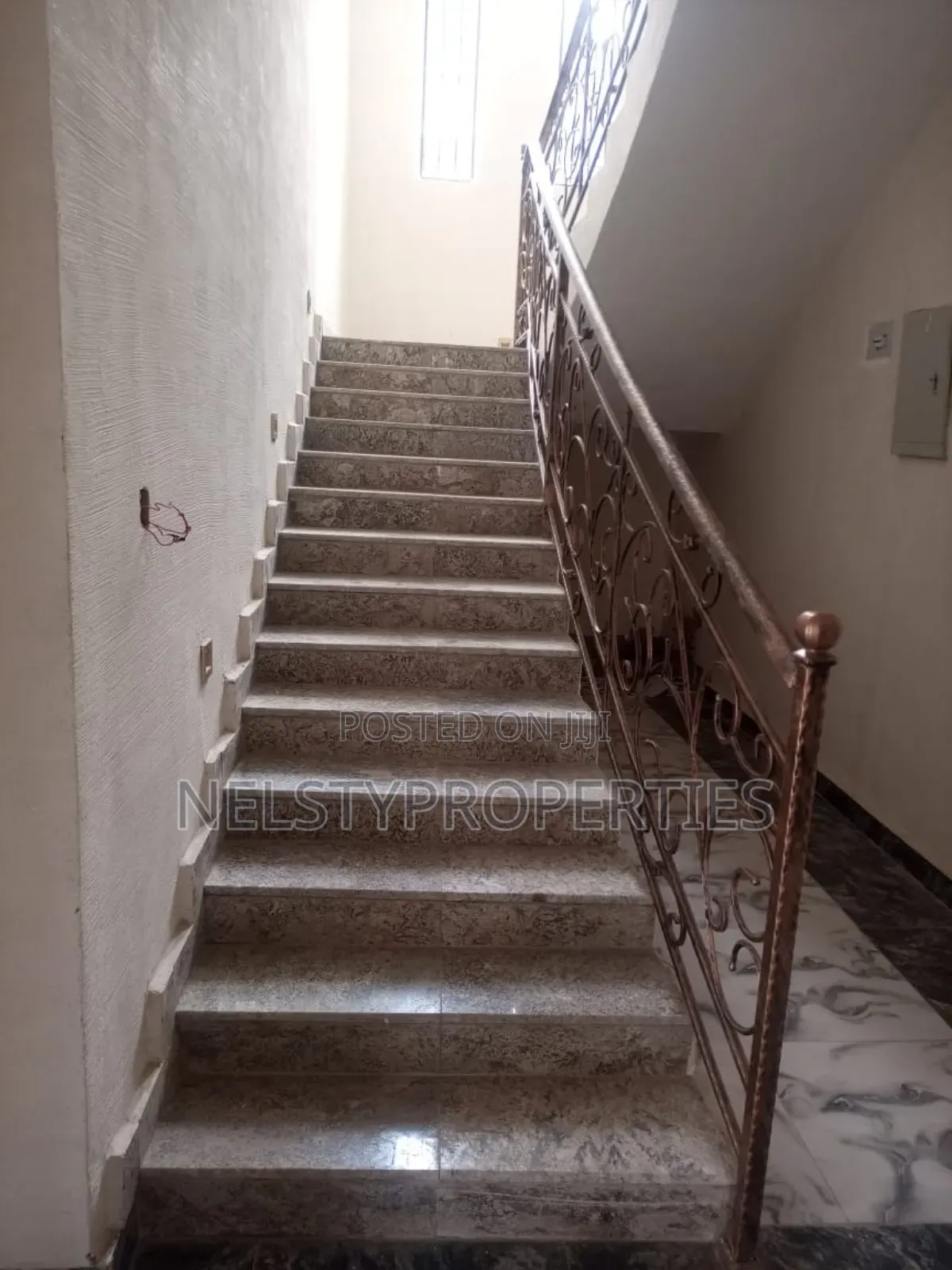 6bdrm Duplex in Efab Metropolis, Gwarinpa for sale
