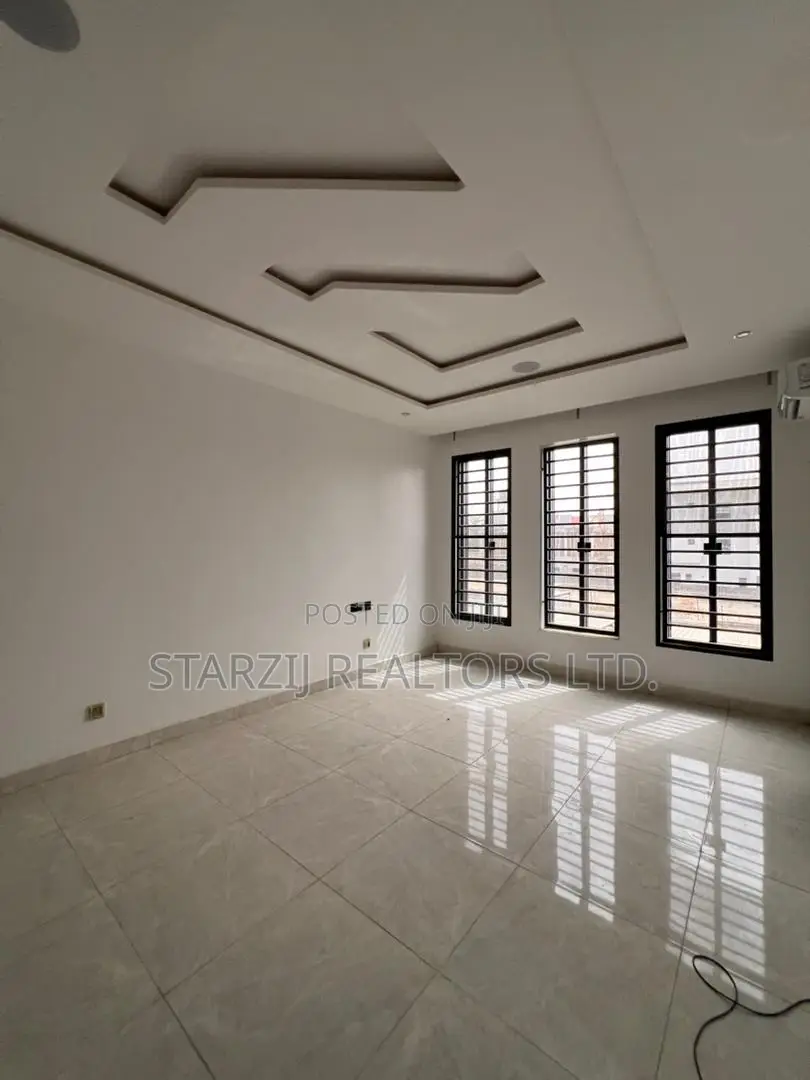 4bdrm Duplex in Jahi for sale