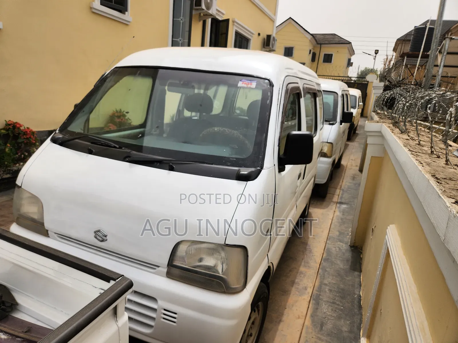 Suzuki Every Wagon 2010 White