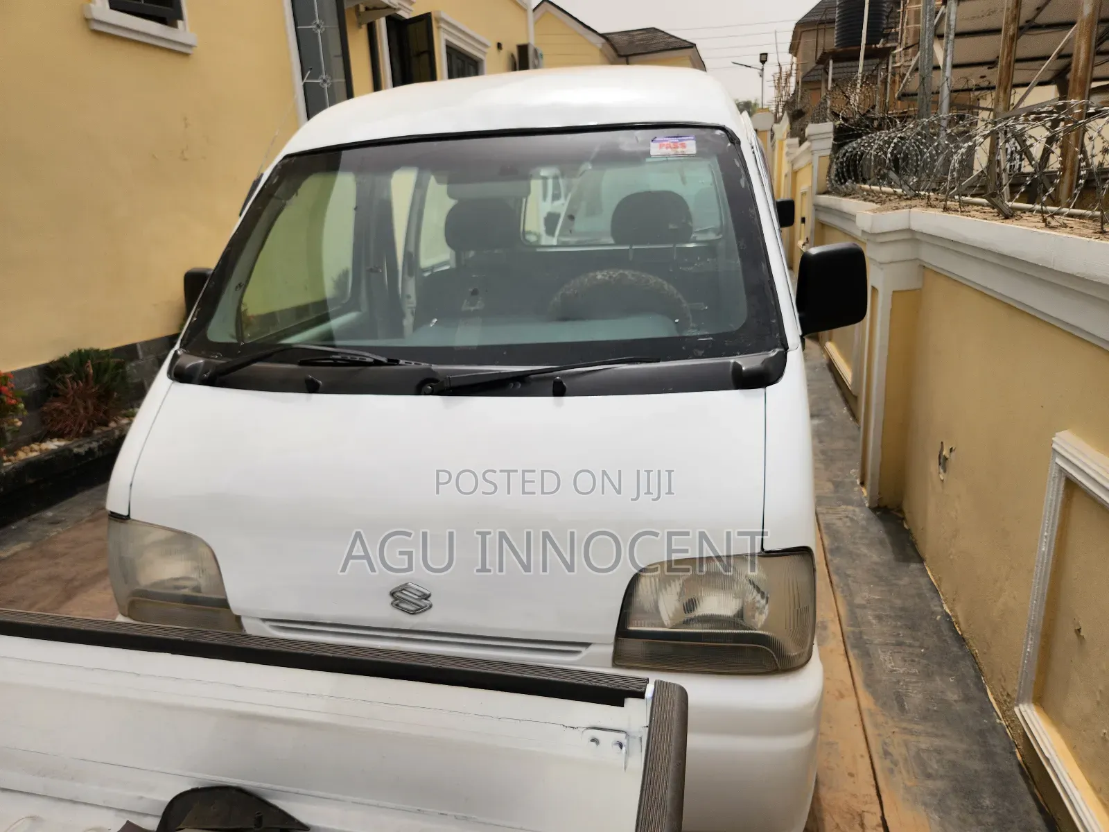 Suzuki Every Wagon 2010 White