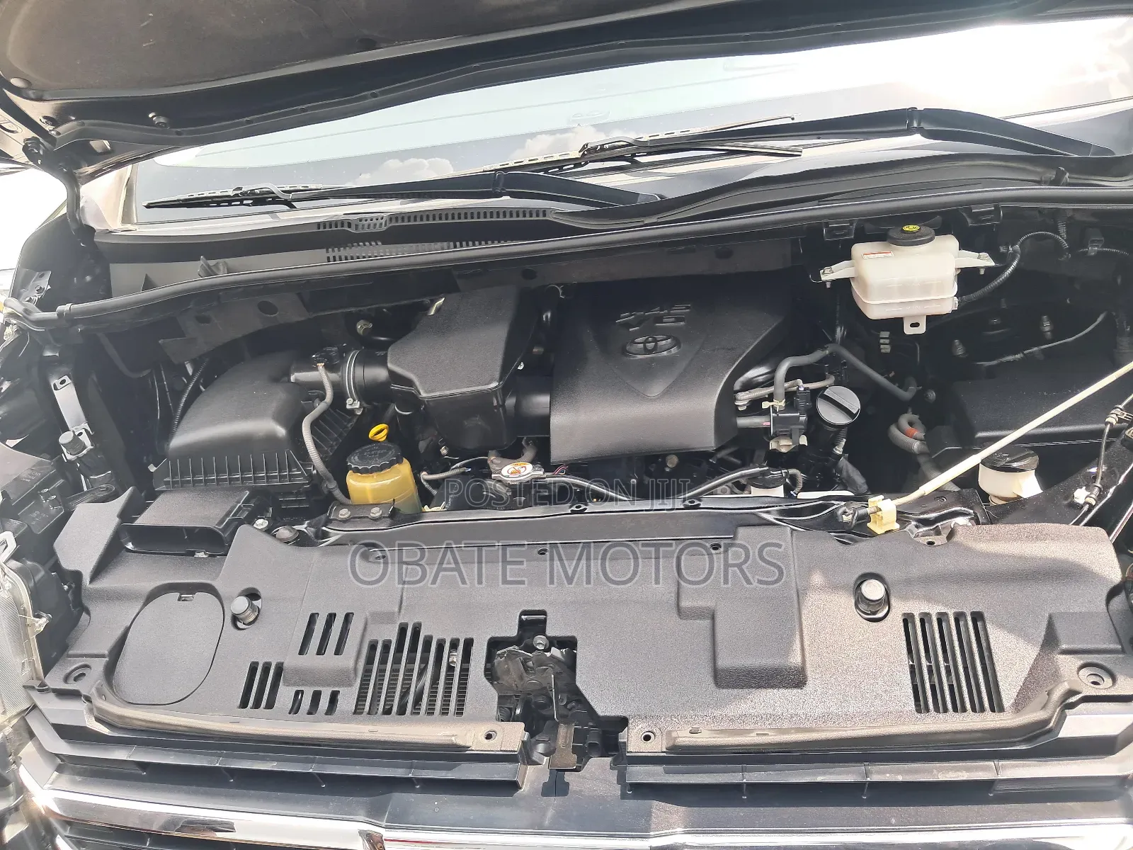 Toyota Granvia 2022 Black