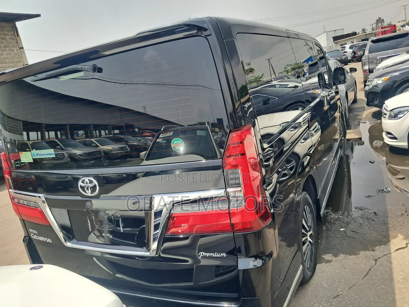 Toyota Granvia 2022 Black
