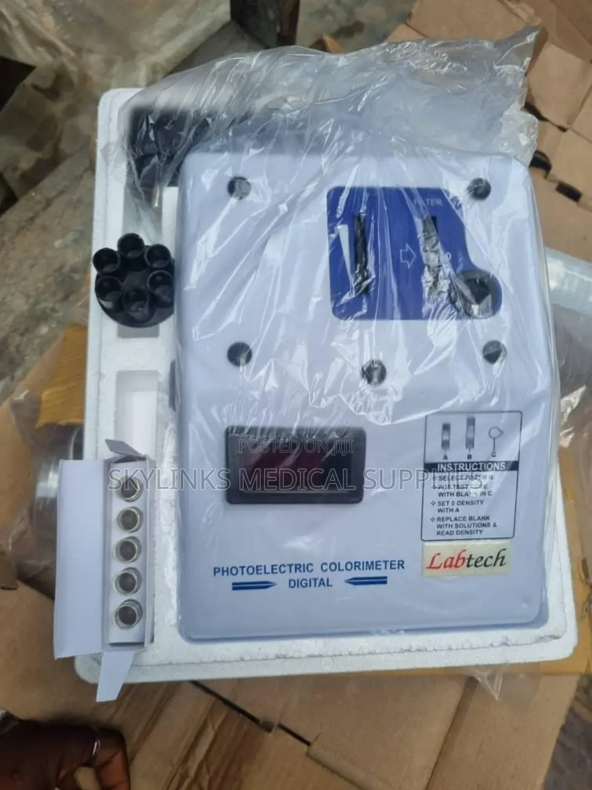 Photoelectric Colorimeter
