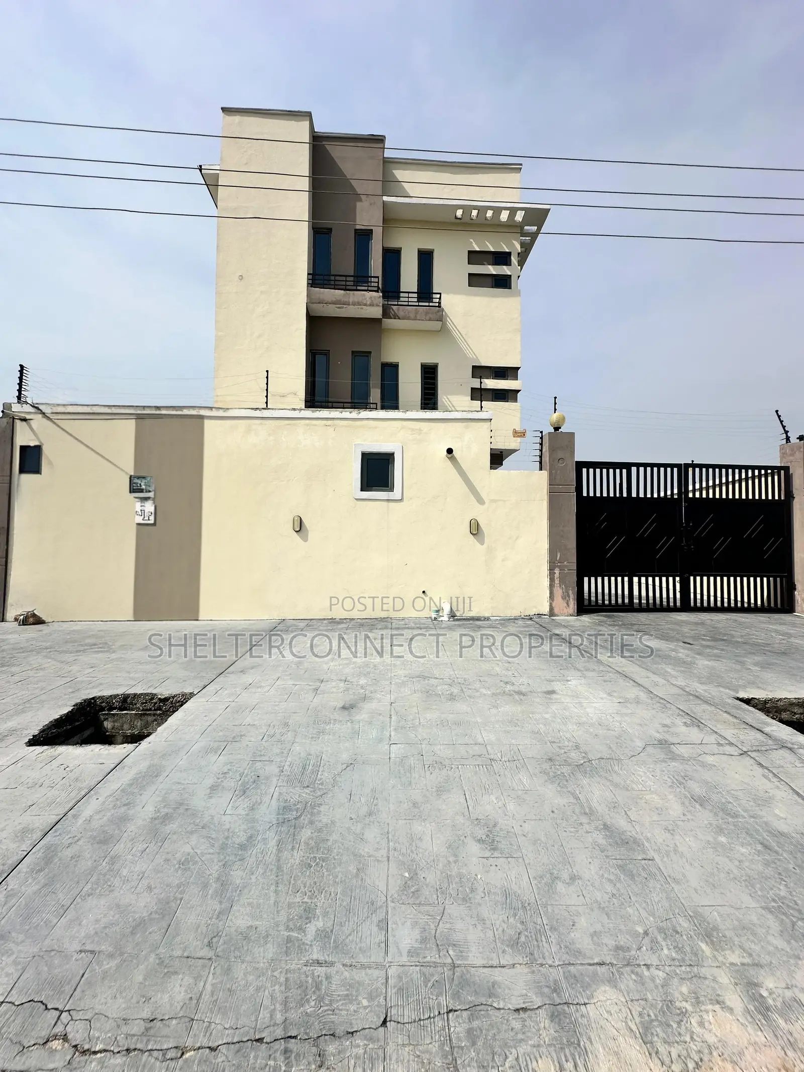 2bdrm Apartment in Ajah for sale